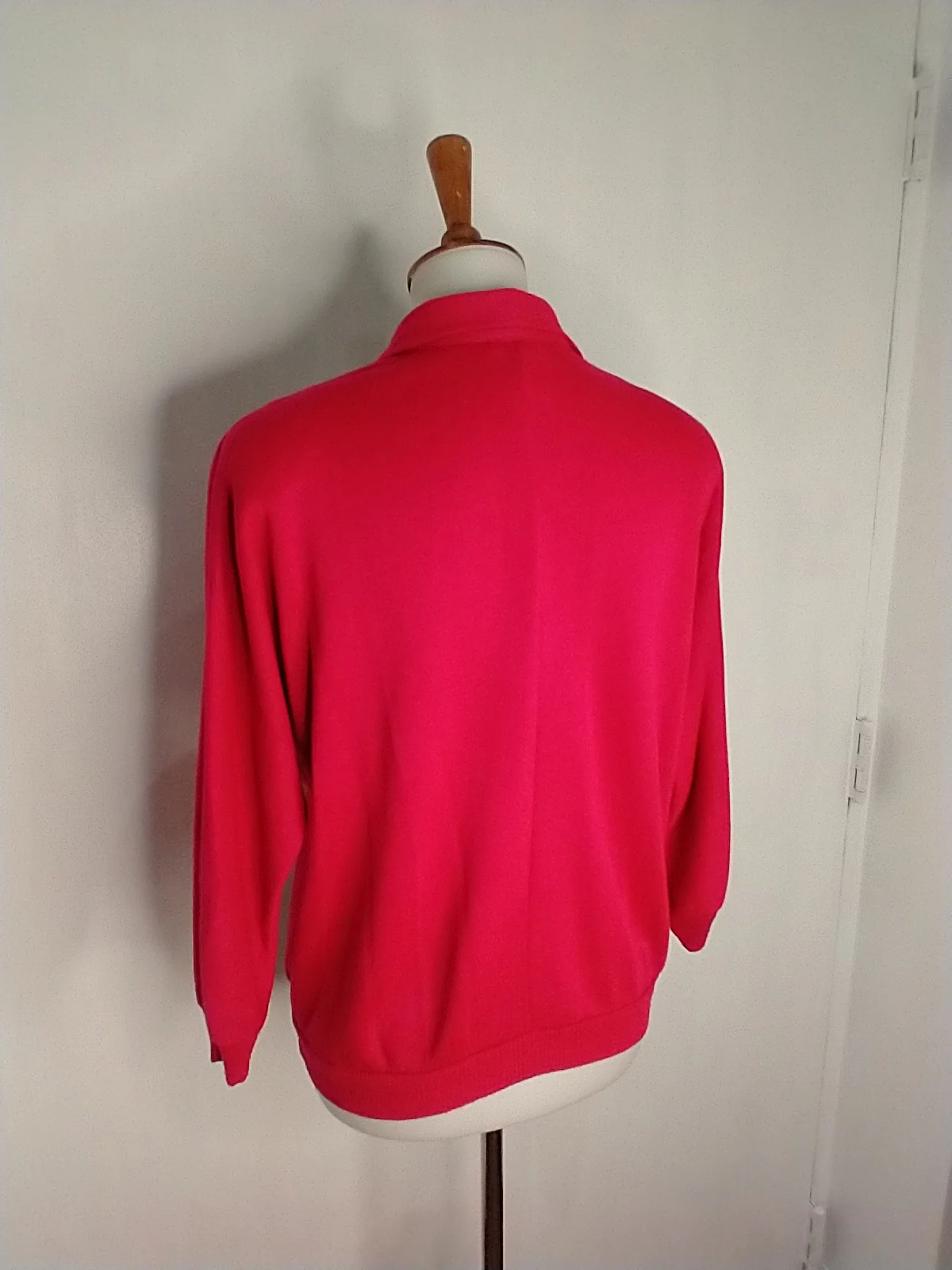 80s Neon Magenta And Gold Knit Top By Graff - Image 5