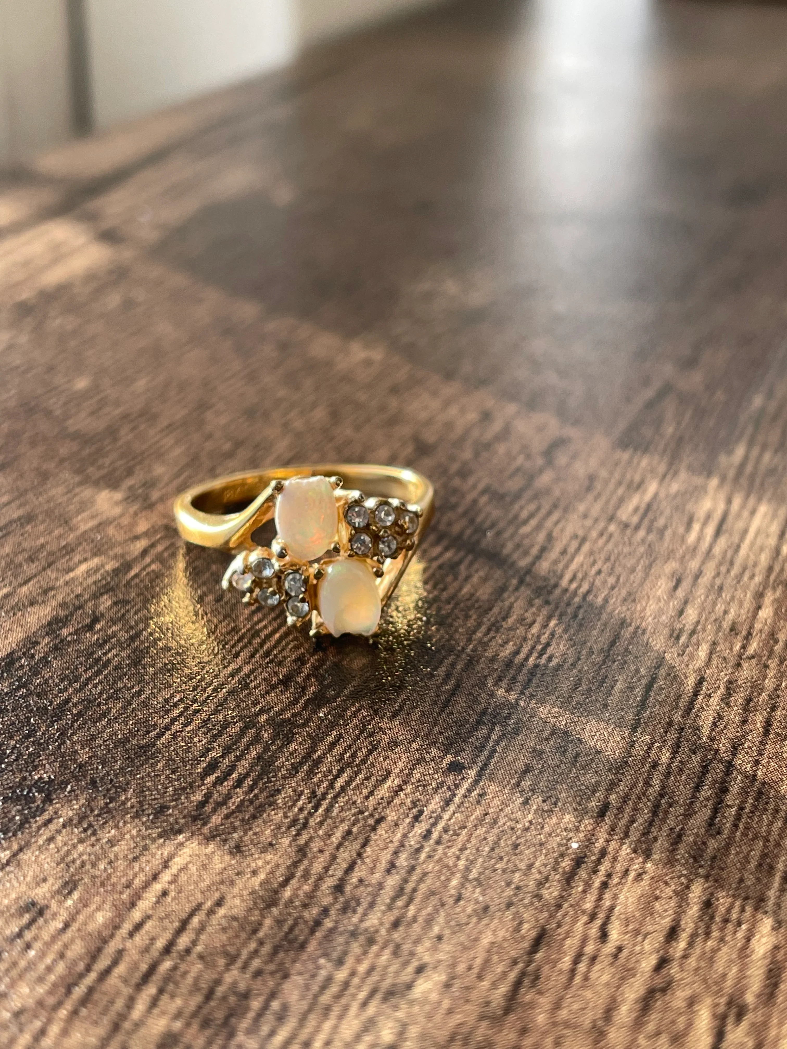 80s Opal Cocktail Ring - Image 3