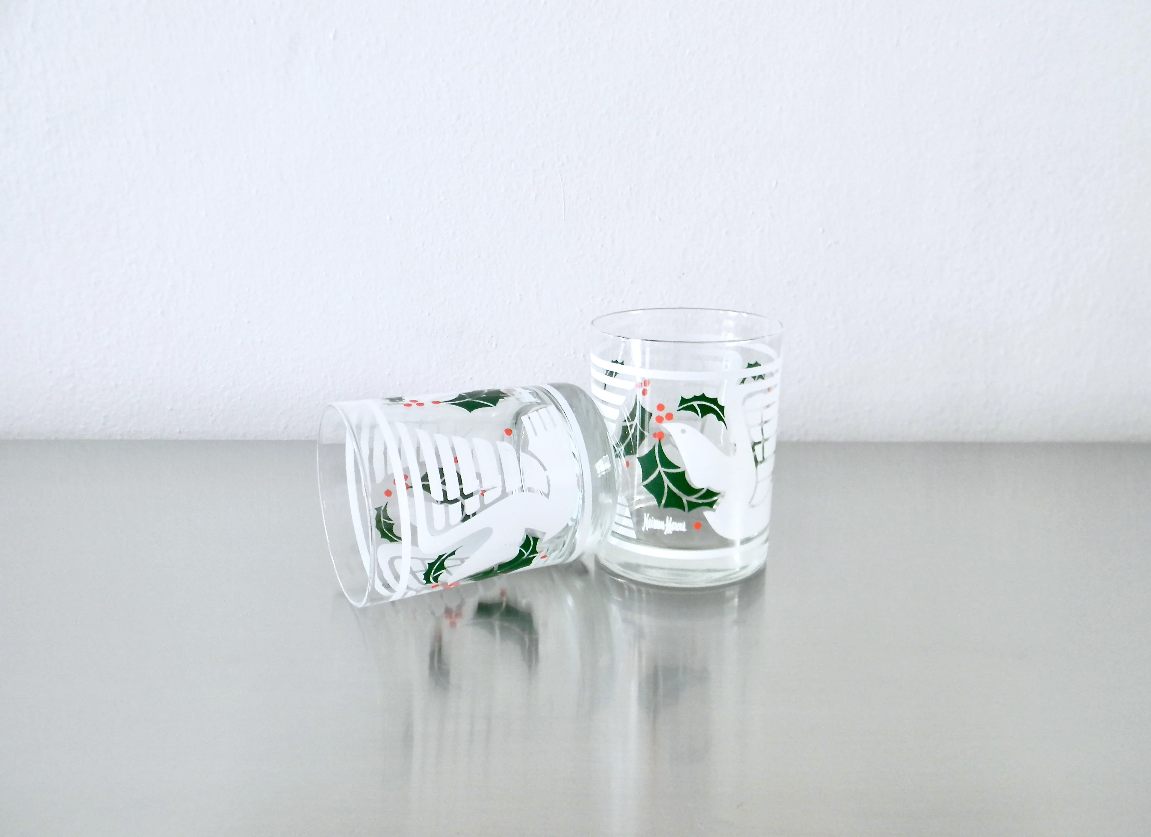 80s Pair Of Modernist Dove And Holly Dbl Rocks Glasses By Neiman Marcus - Image 4