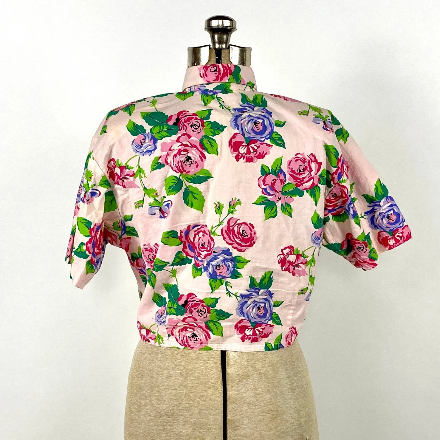 80s Pink Floral Crop Top Rose Print Bright Button Up Shirt Preppy Rave Vintage Short Sleeve Green Party Top by Enchante - Image 4