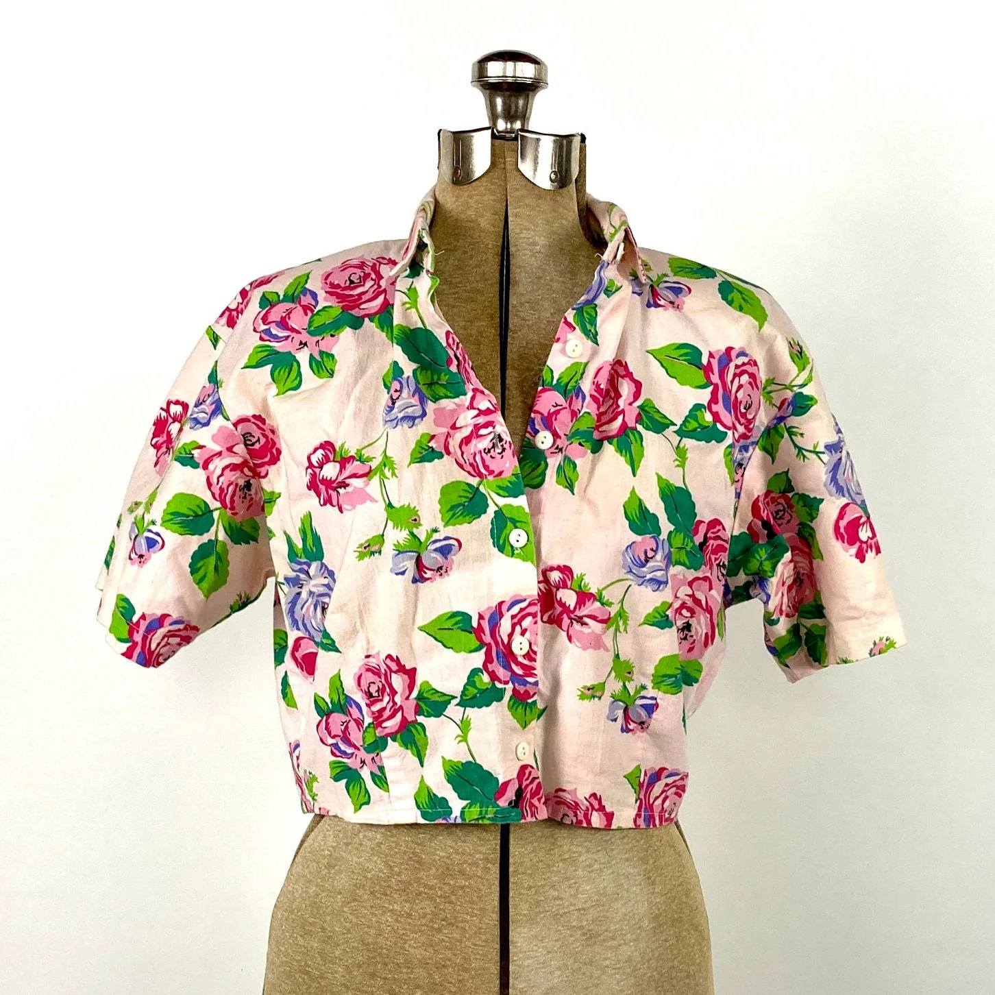 80s Pink Floral Crop Top Rose Print Bright Button Up Shirt Preppy Rave Vintage Short Sleeve Green Party Top by Enchante - Image 7