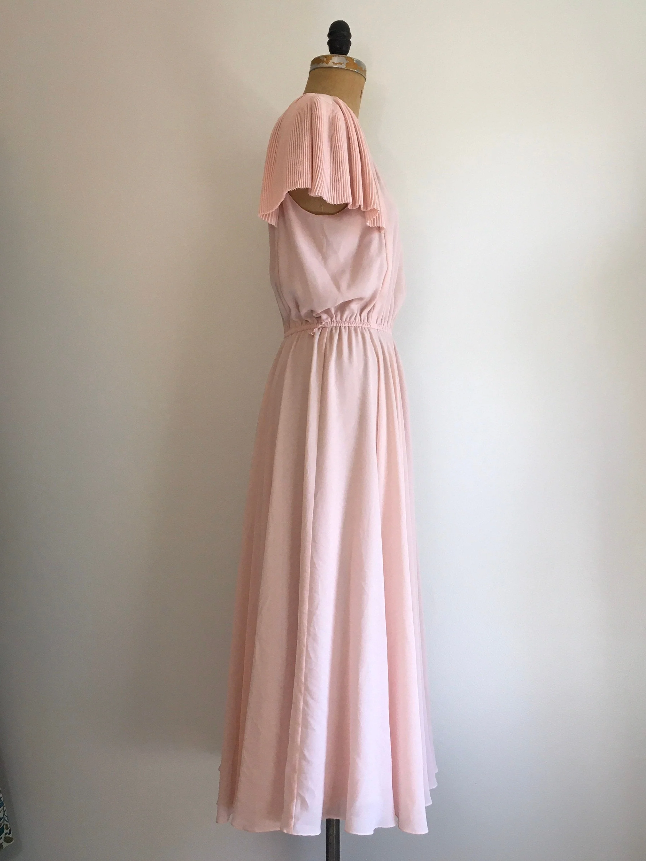 80's Pink Flutter Sleeve Midi Dress by Pierre Cardin Boutique Paris New York - Image 3