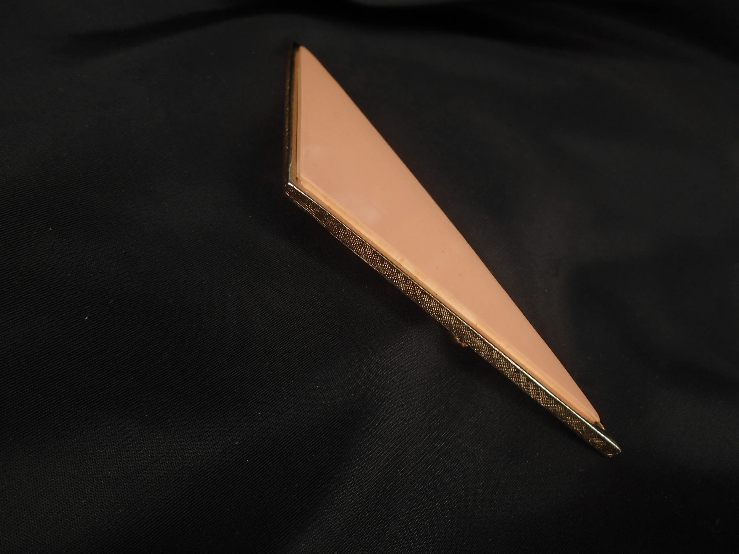 80s Pink Modernist Triangle Pin, Minimalist Geometric By Sarah Coventry - Image 5