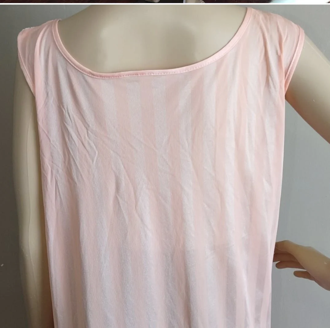 80's Pink Pastel Lace Nightgown - Image 3