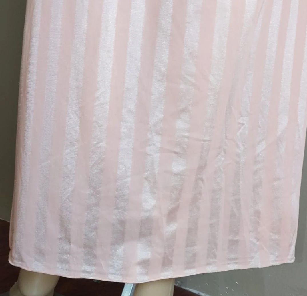 80's Pink Pastel Lace Nightgown - Image 4