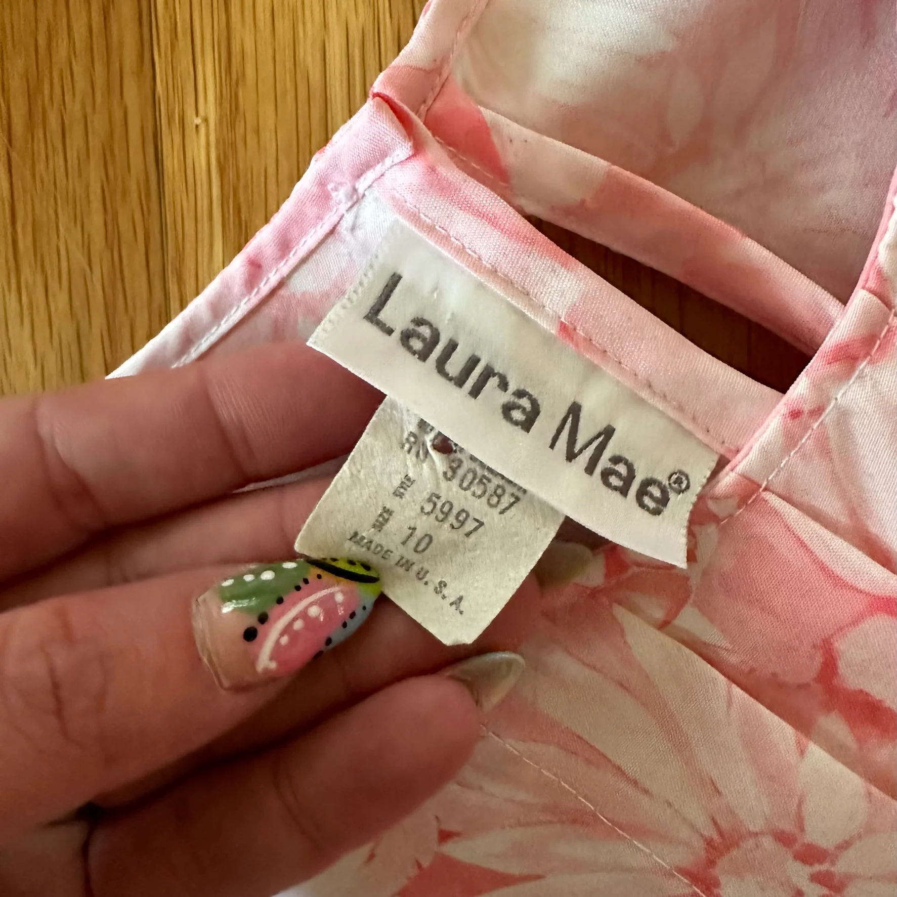80s Pink White Floral Blouse By Laura Mae - Image 6