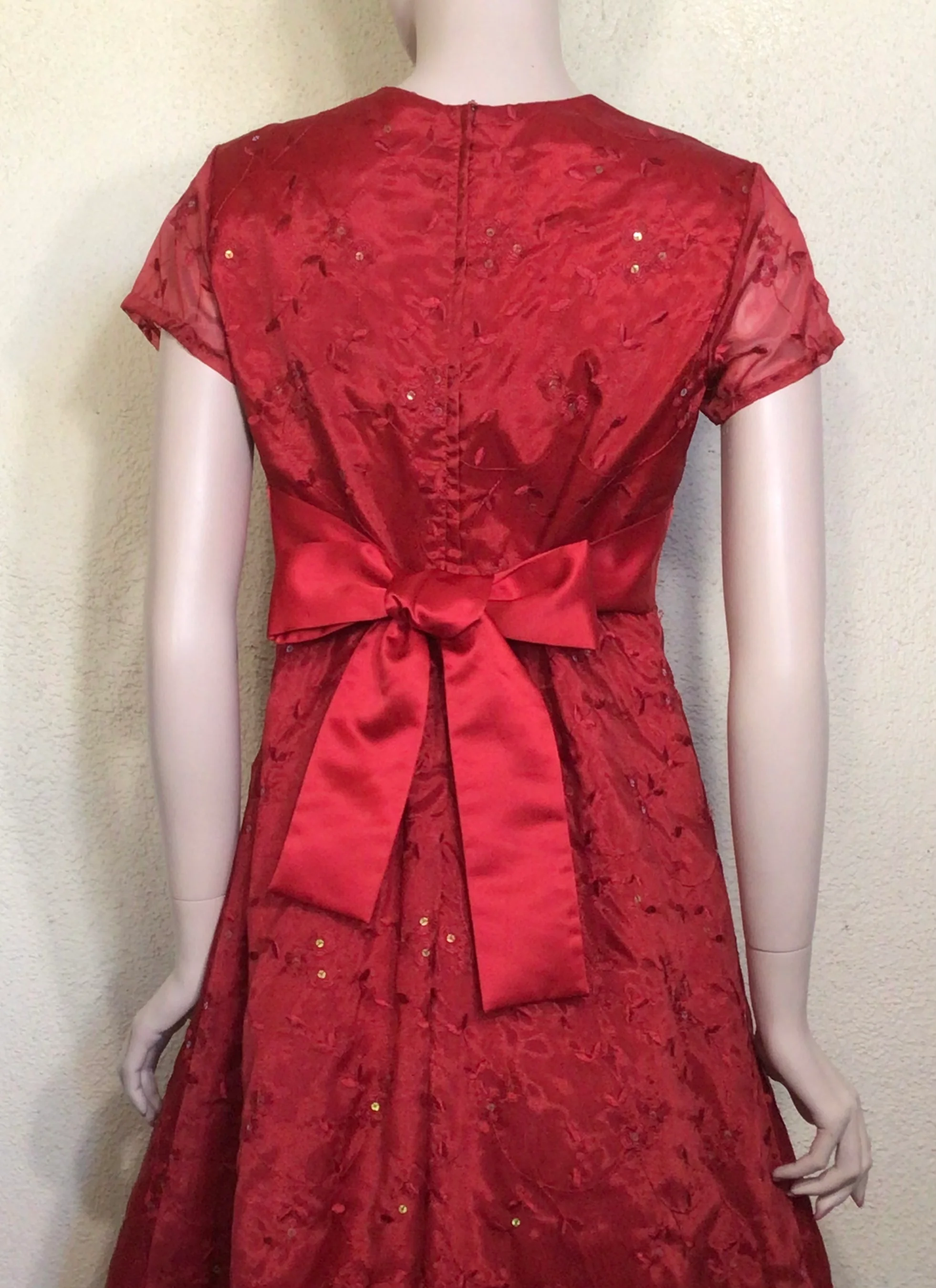 80s Red Embroidered Floral Flower Sash Christmas Dress By Bonnie Jean - Image 5