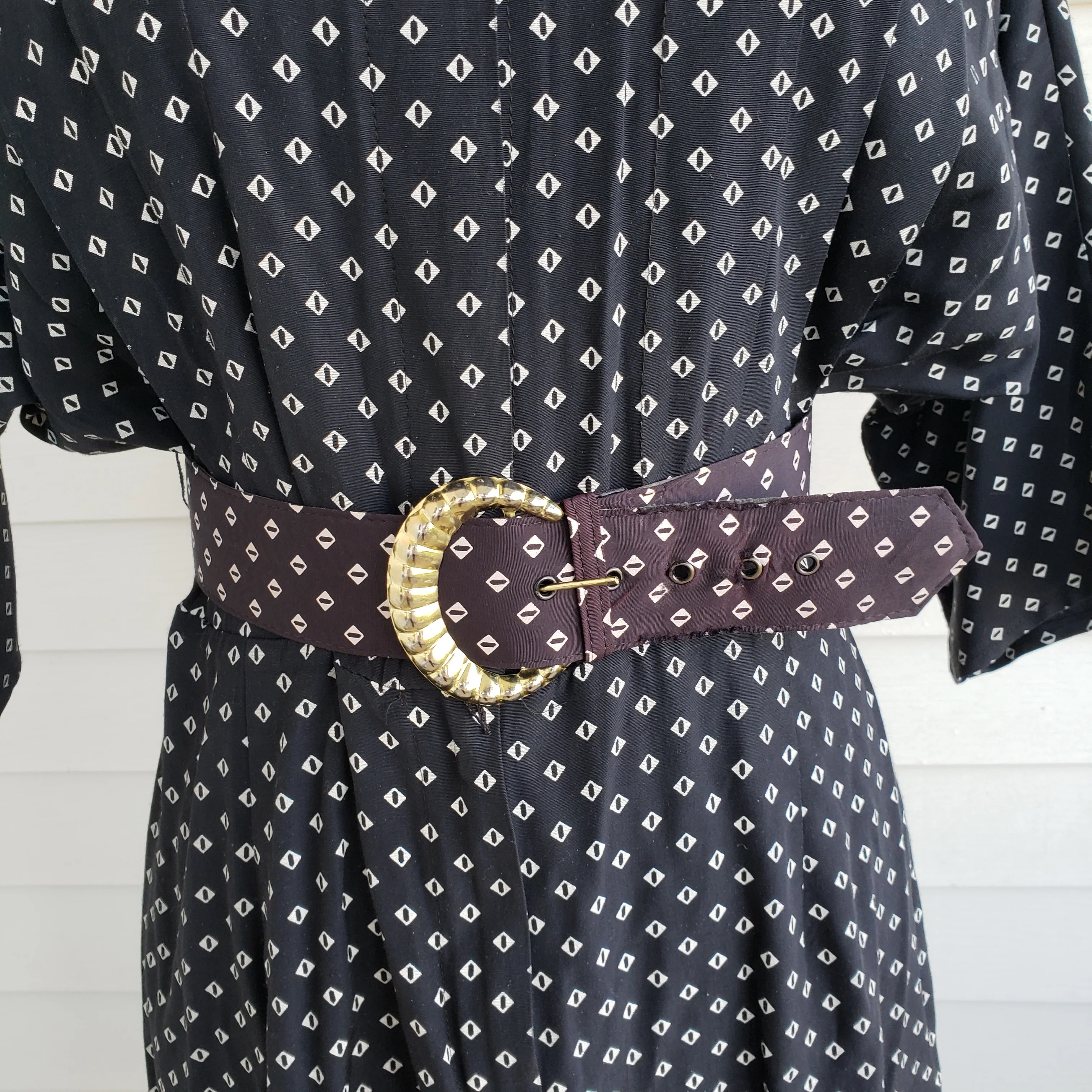 80s Retro Batwing Arm Belted Dress By Positive Influence - Image 5