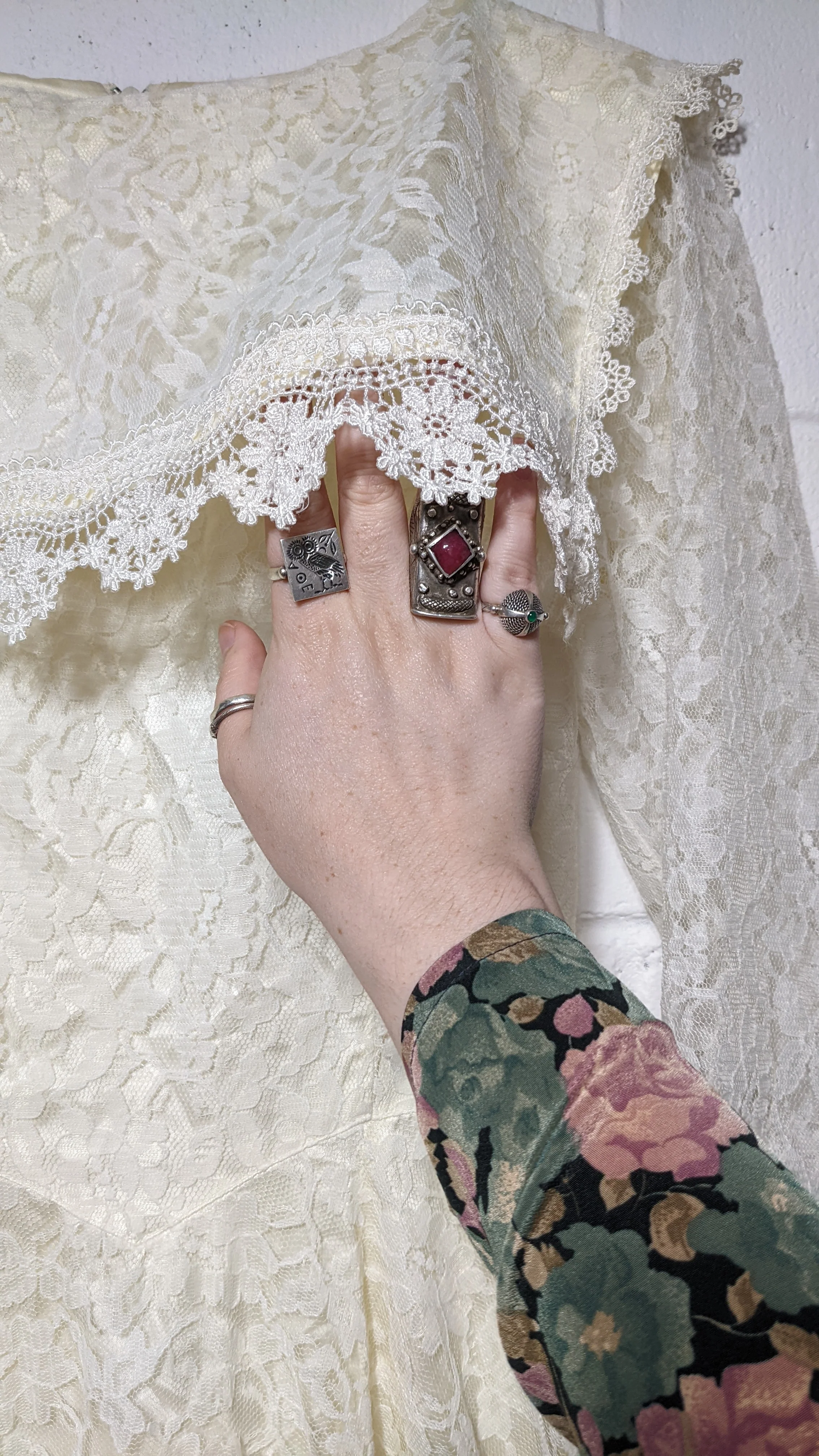 80s Romantic Lace Midi Dress By Gunne Sax - Image 8