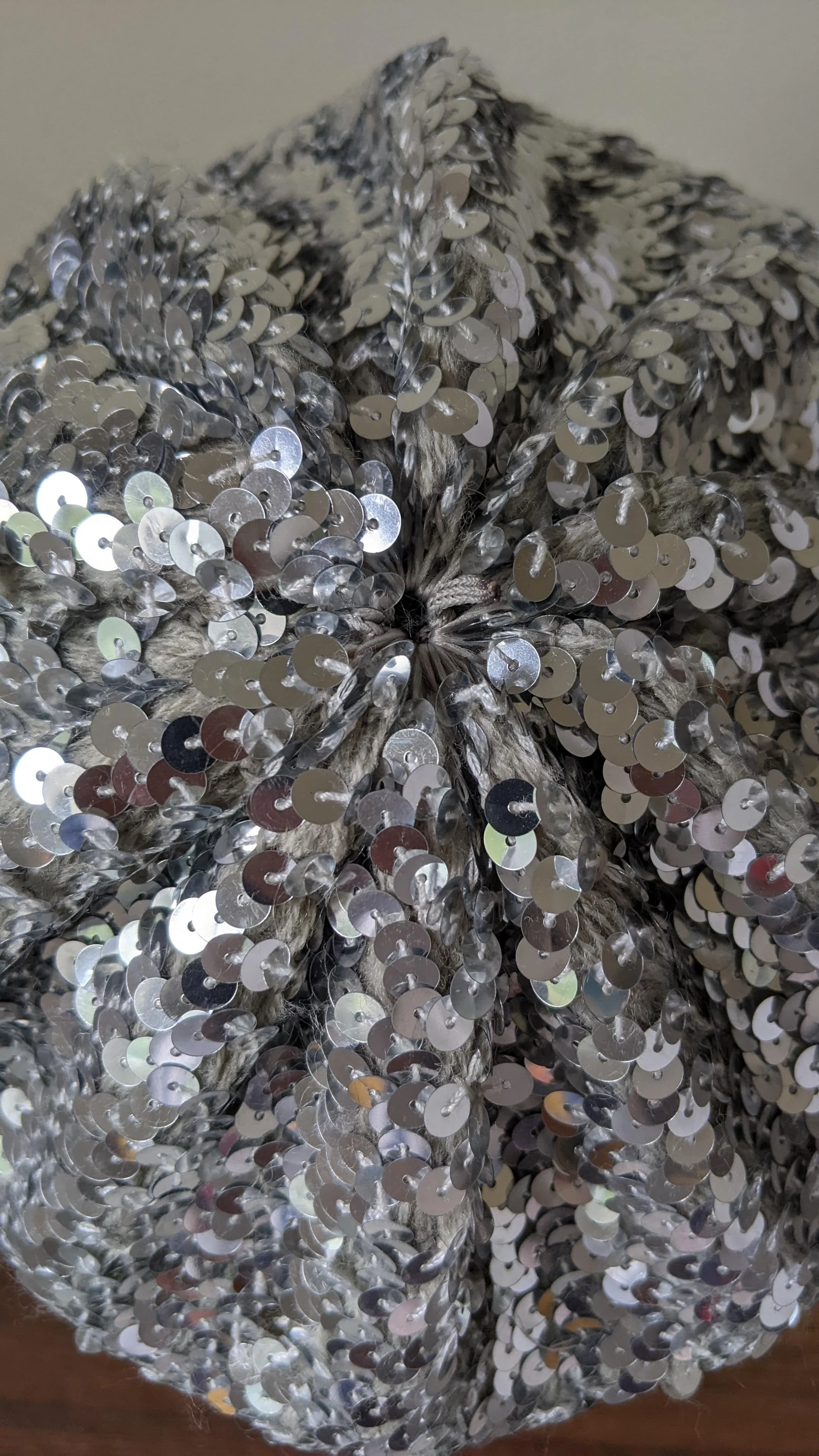 80s Sequin Beret Hat - Image 3