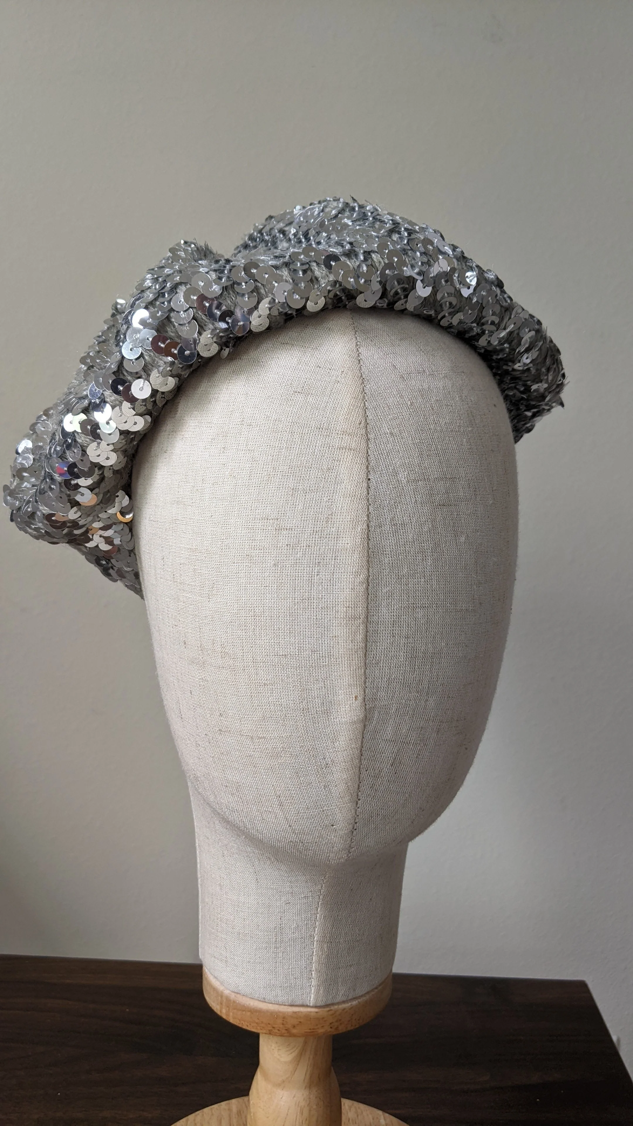 80s Sequin Beret Hat - Image 6
