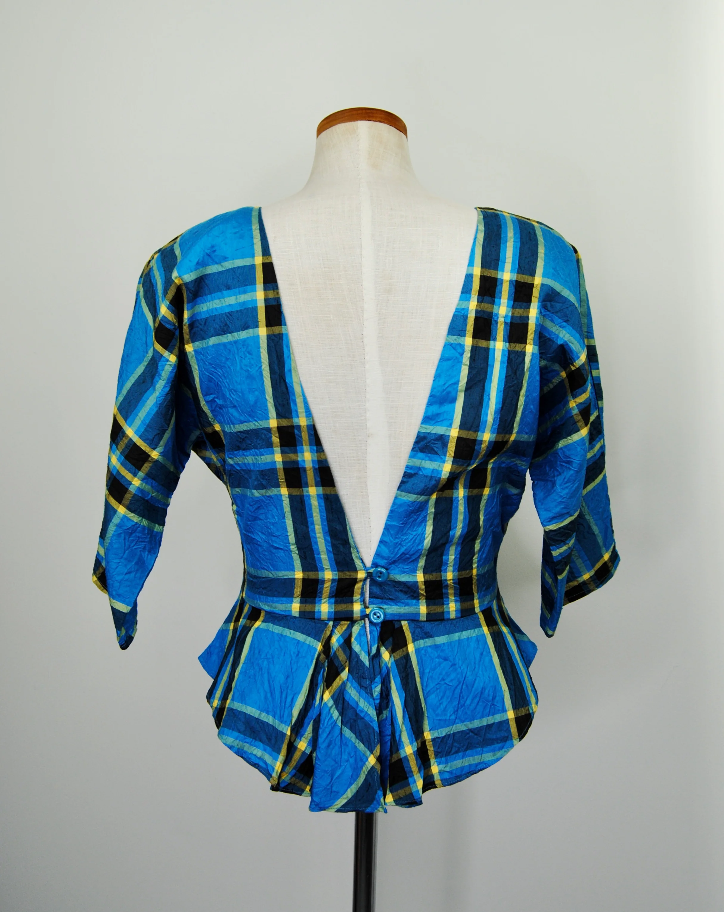 80s Silk Low Back Blue Plaid Blouse By Jonathan Martin - Image 11