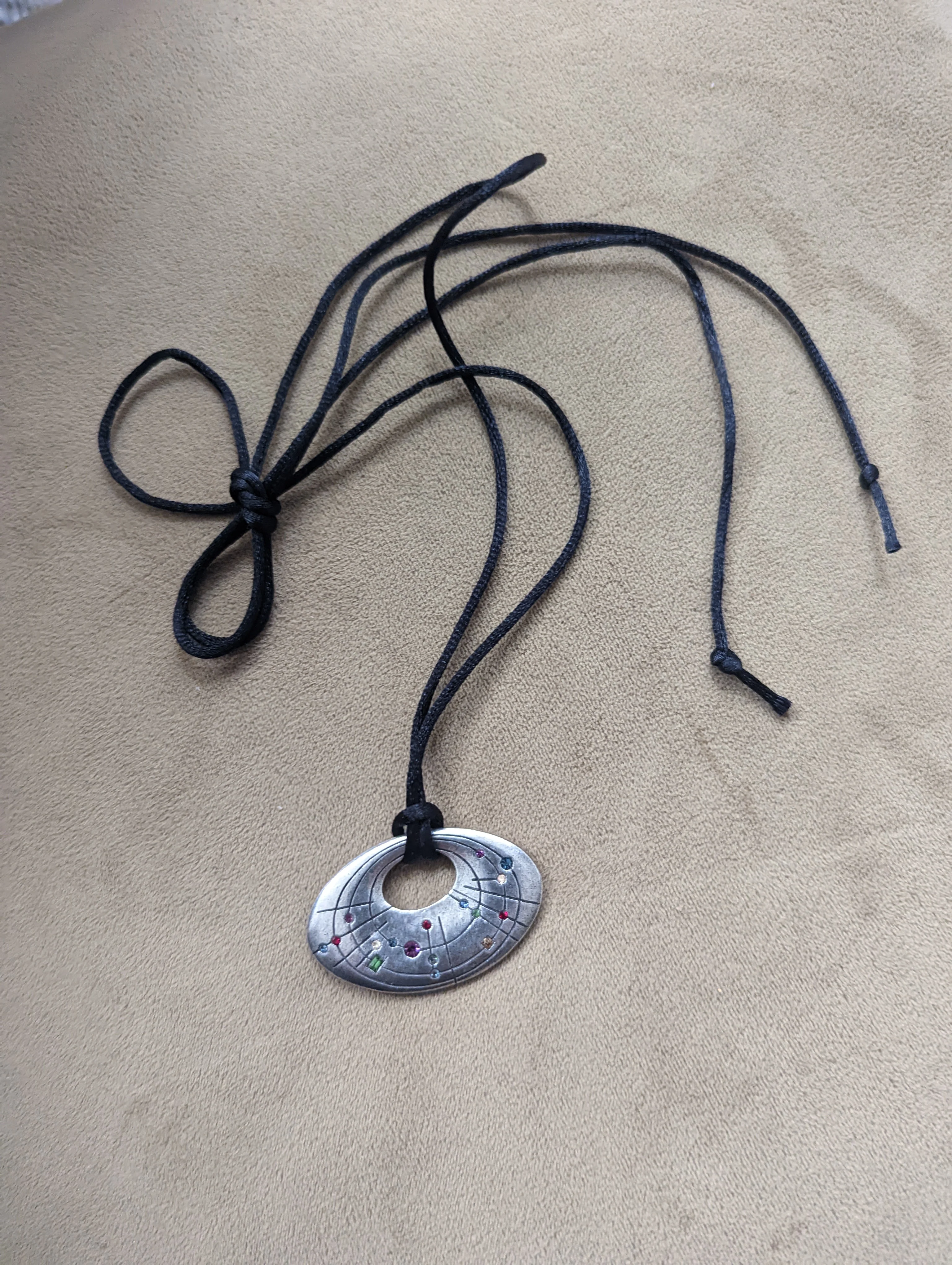 80s Silver Multiple Color Pendant By Patricia Locke - Image 9