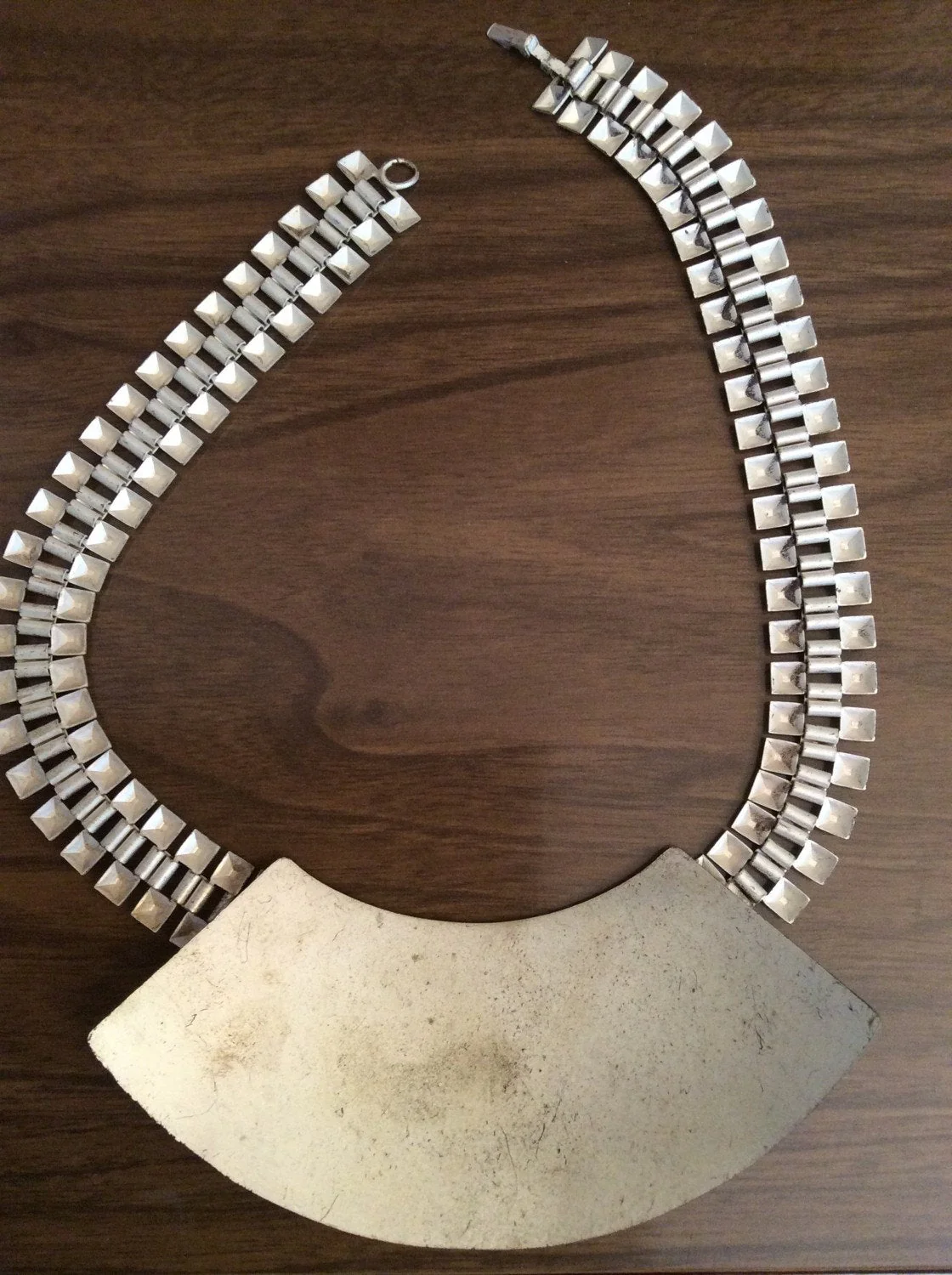 80's Silver Spike Studded Necklace with Jewel - Image 3
