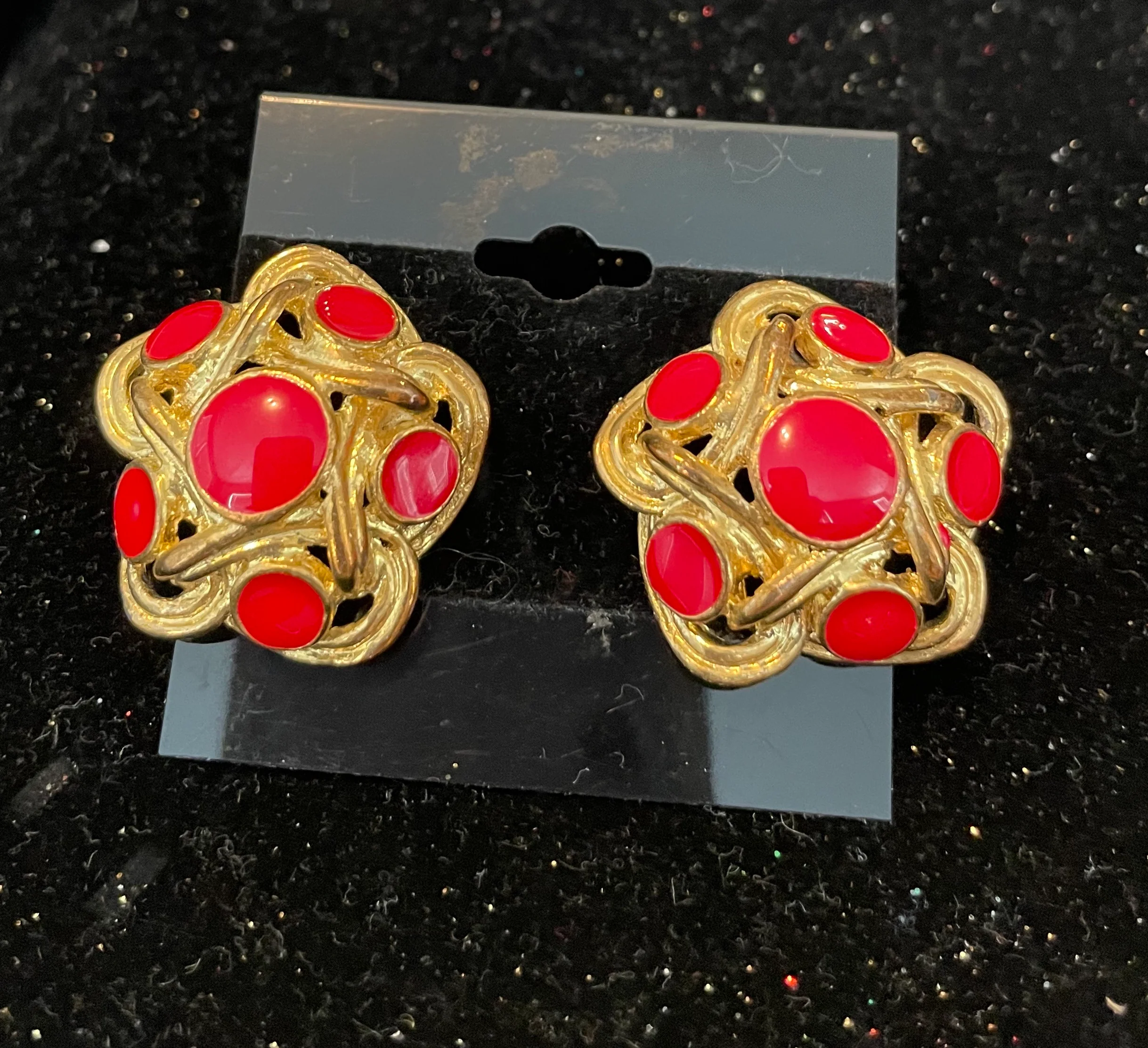 80s Statement Red Enamel Gold Infinity Knot Earrings - Image 3