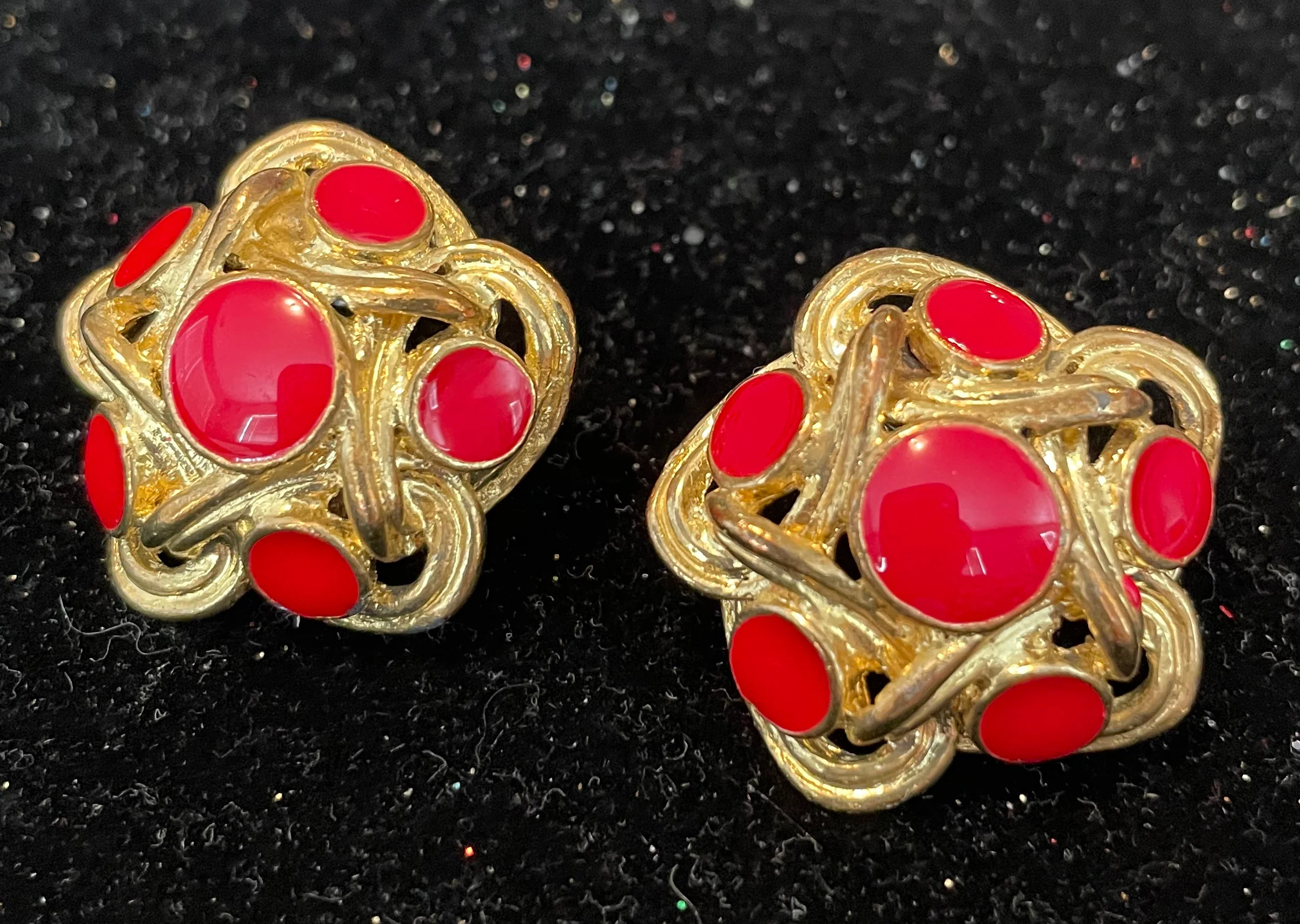 80s Statement Red Enamel Gold Infinity Knot Earrings - Image 4