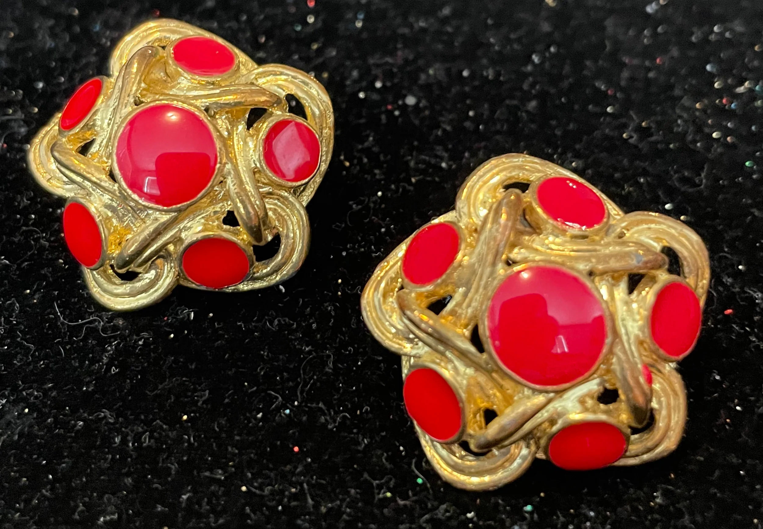 80s Statement Red Enamel Gold Infinity Knot Earrings - Image 5