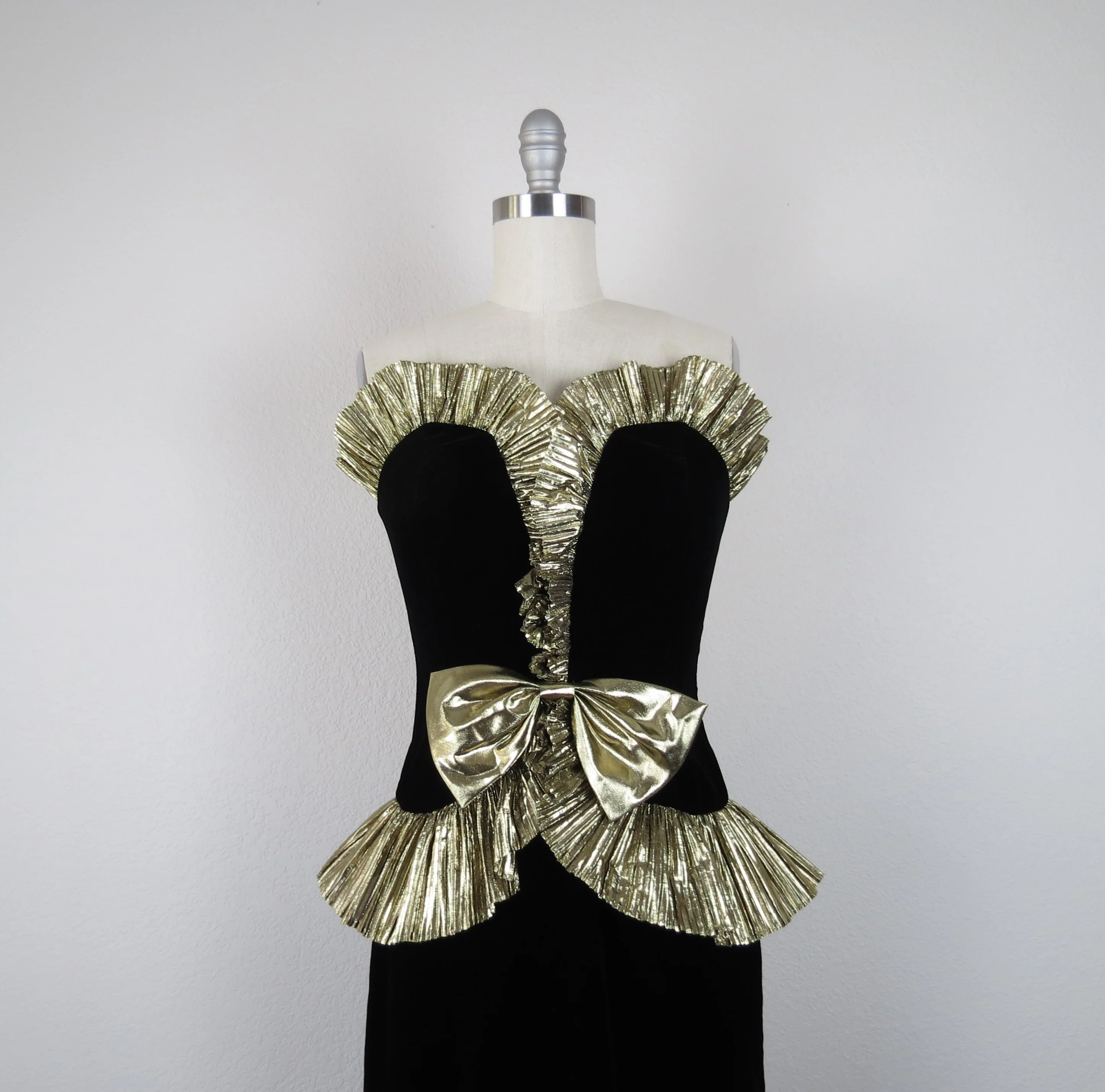 80s Strapless Cocktail Dress Deadstock Nwt Velvet Gold By Climax - Image 3