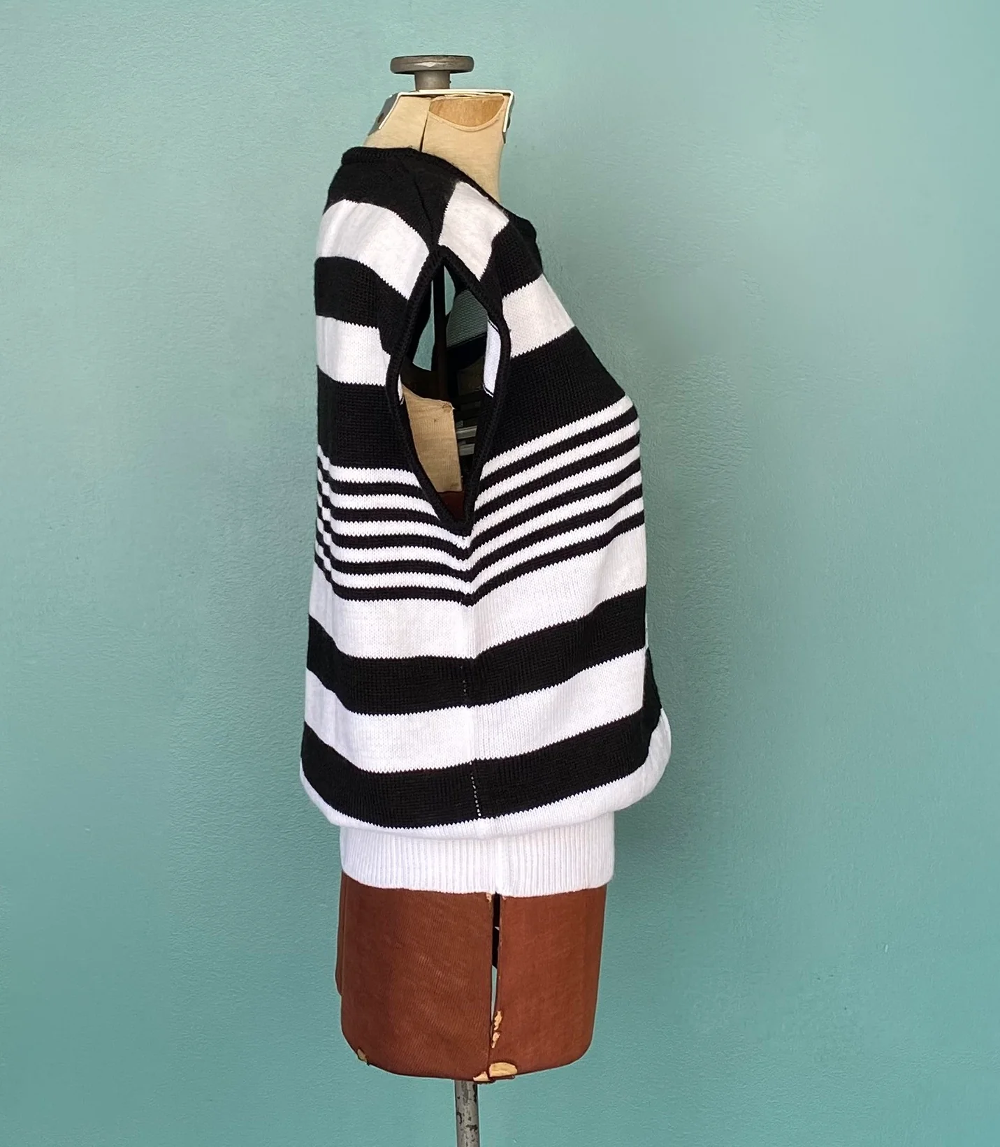 80s Striped Knit Sleeveless Top 80s Knit Sweater Vest By Lilly of California / Hand Loomed In Usa - Image 5