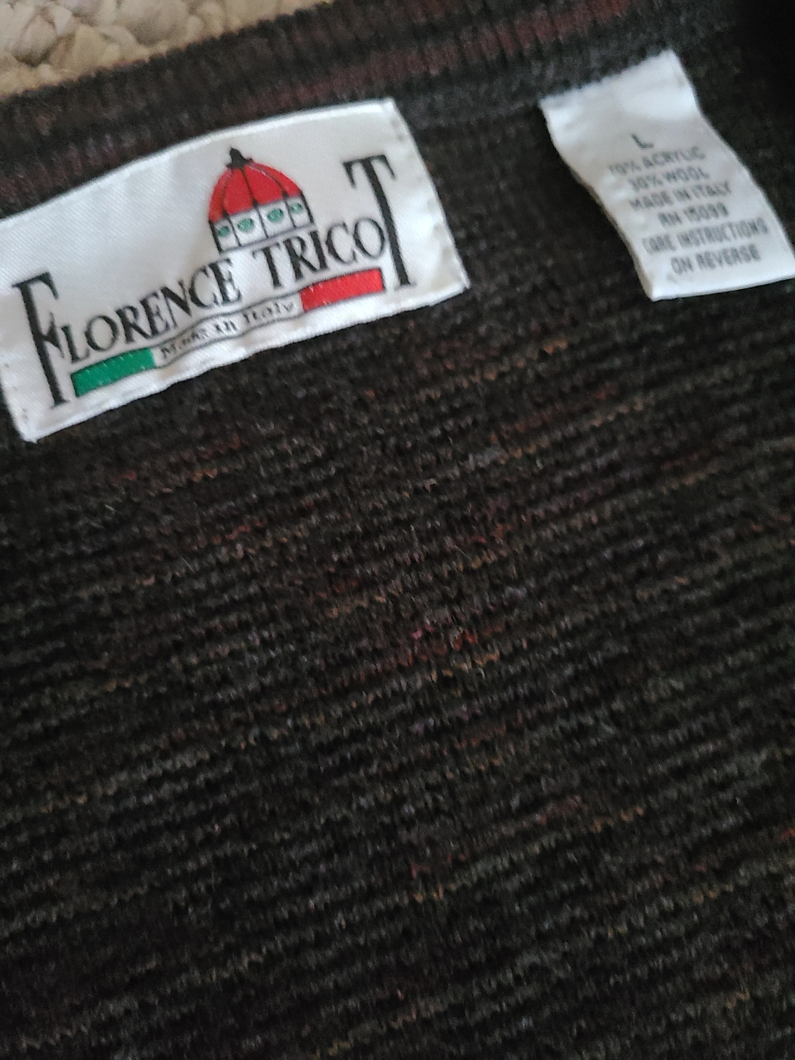 80s Sweater Vest Mens Large Wool Avrylic Argyle Gray by Florence Tricot - Image 5