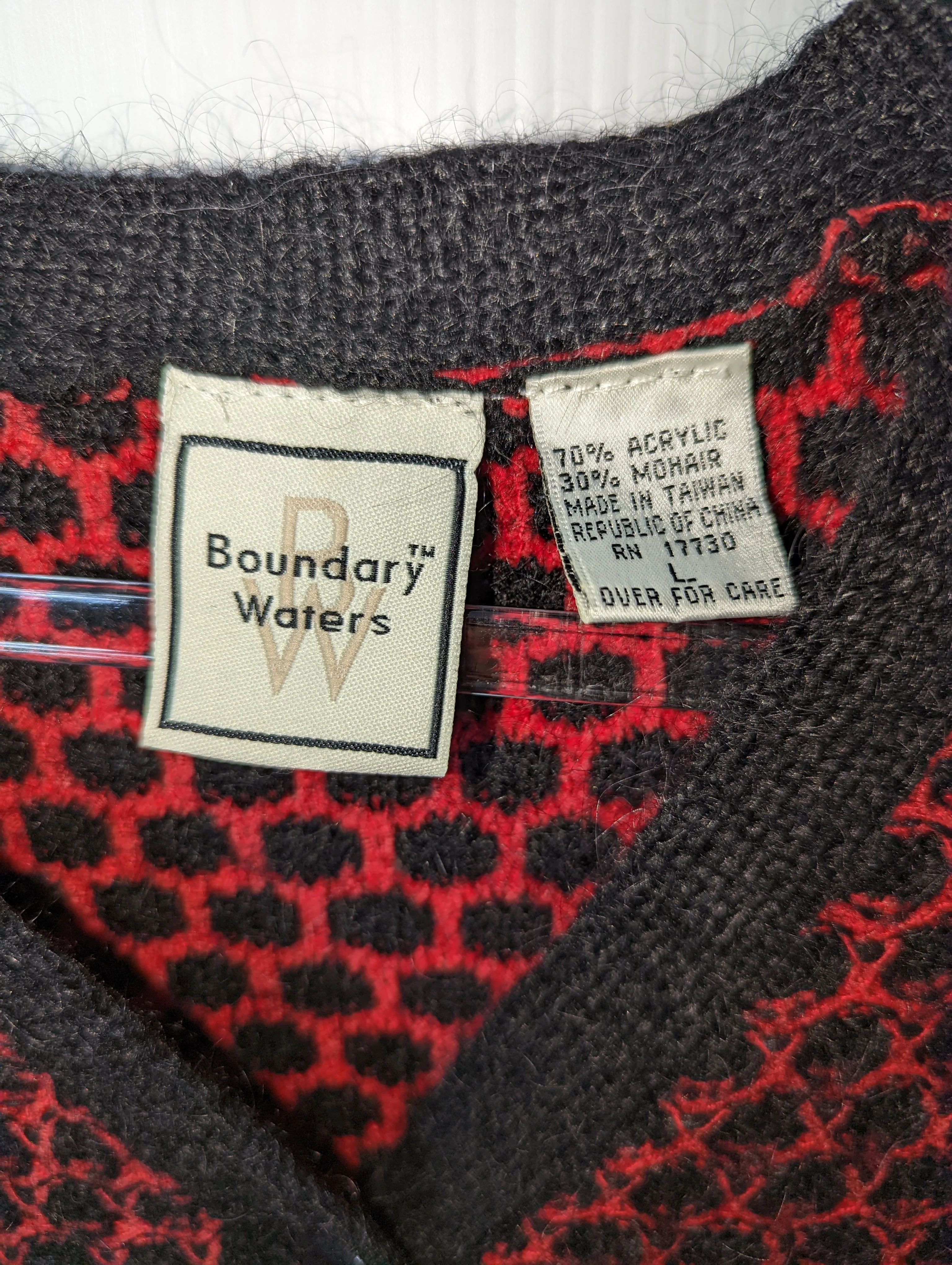 80s Sweater Vest Open Weave Black Red Acrylic Mohair By Boundary Waters - Image 5
