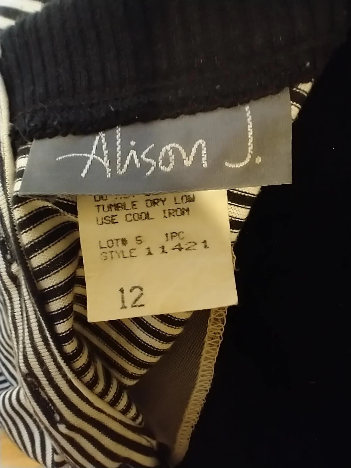 80s T-Shirt Dress Crew Collar Minimalist Black and White Striped Dress Cotton Poly Made In Usa by Alison J - Image 8