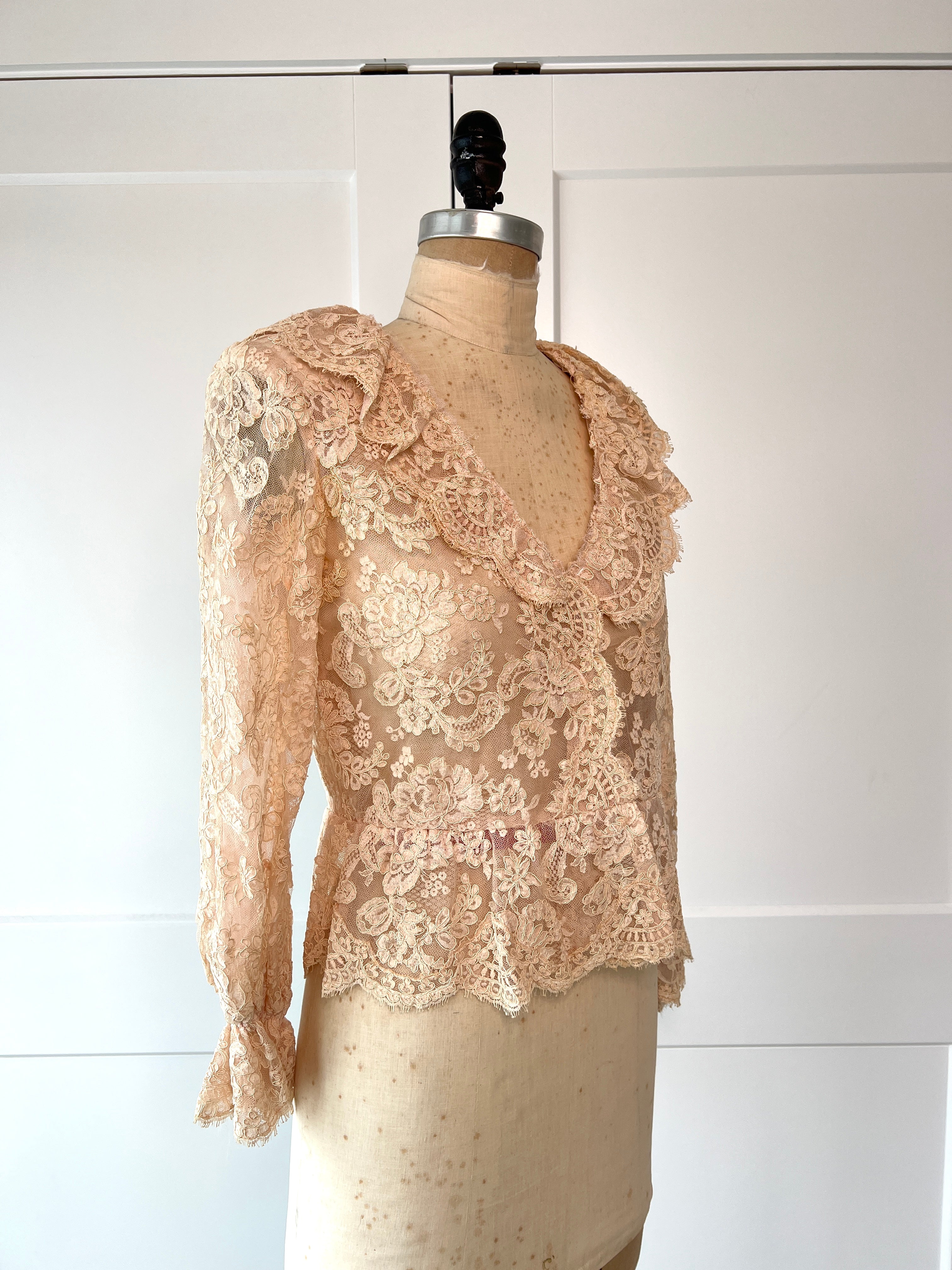 80s Tapestry Floral Lace And Mesh Blouse - Image 8