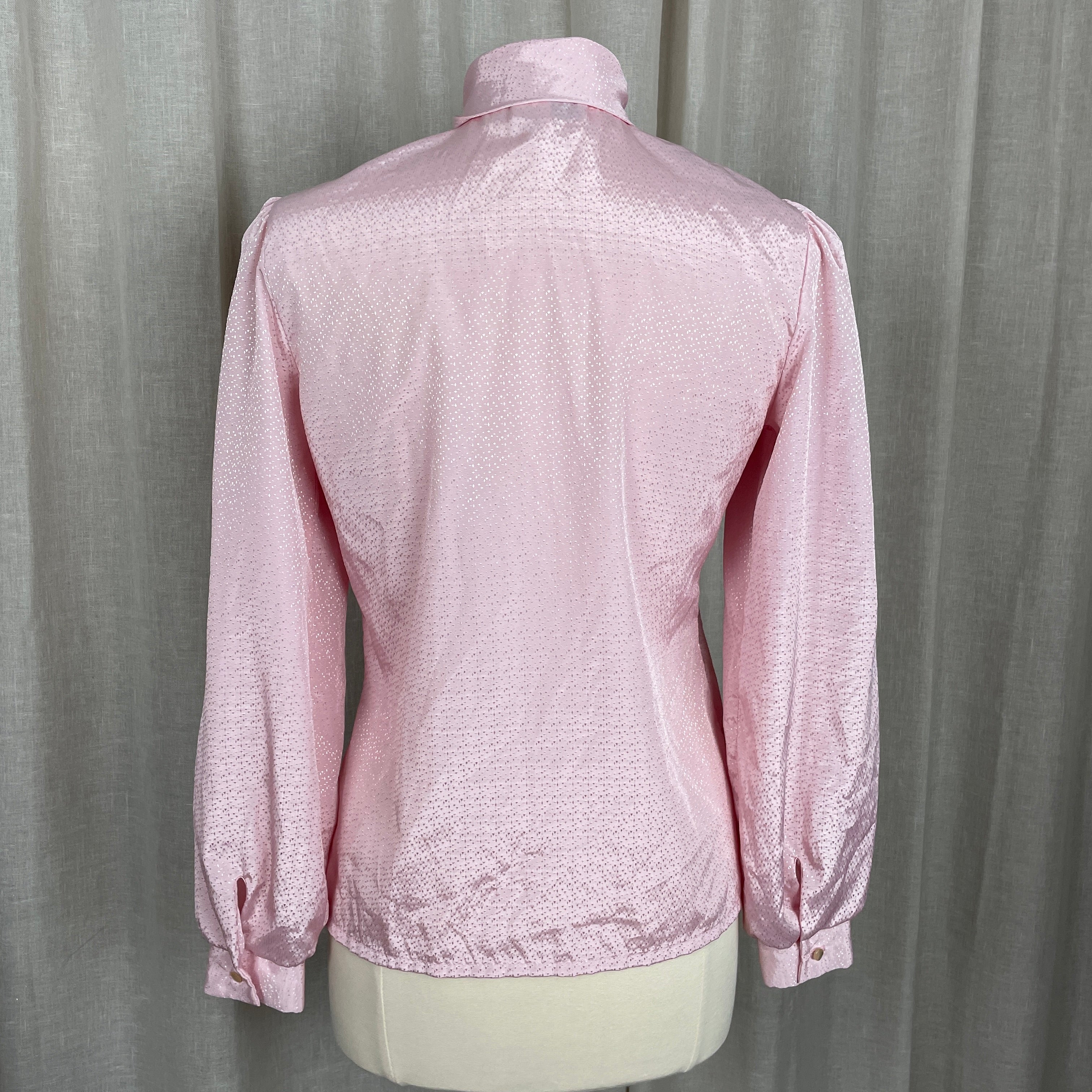 80s Top Size 8 Pink Pastel Jacquard Secretary Blouse By Carriage Court - Image 8