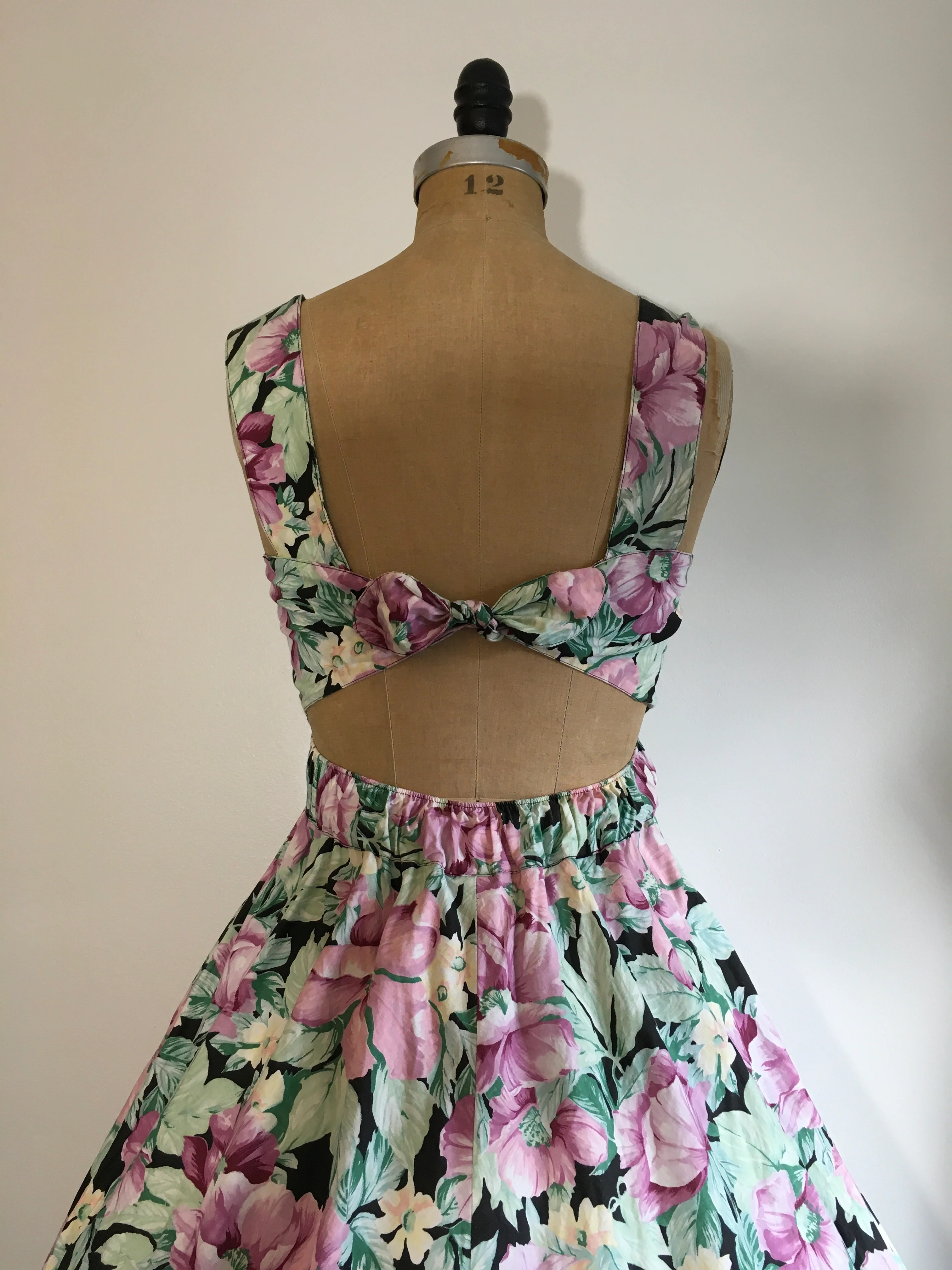 80s Vintage Carol Anderson Tie Back Sundress By Carol Anderson - Image 3