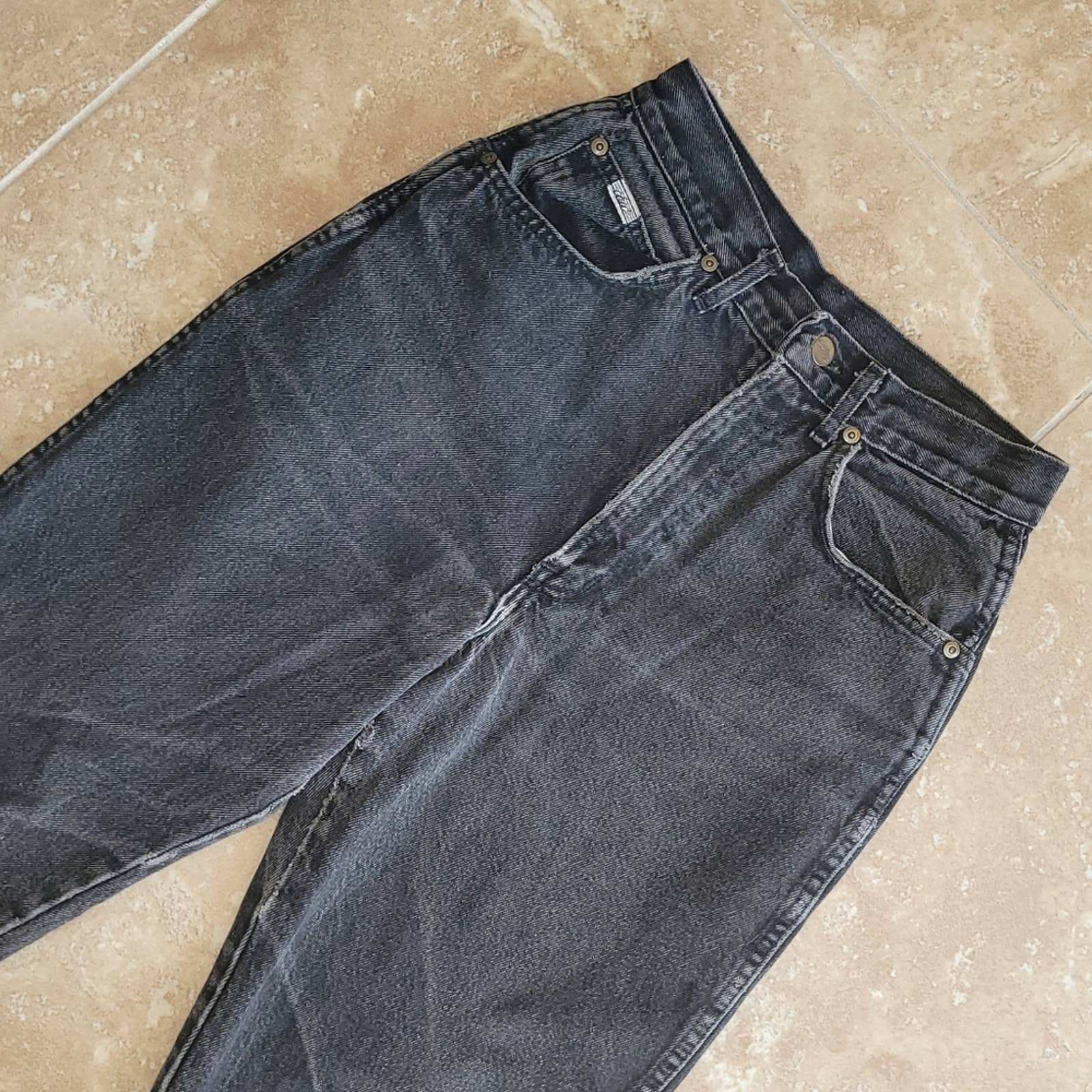 80s Vintage Faded Distressed Black High Waist Mom Jeans - Sz. Xs by Chic - Image 4