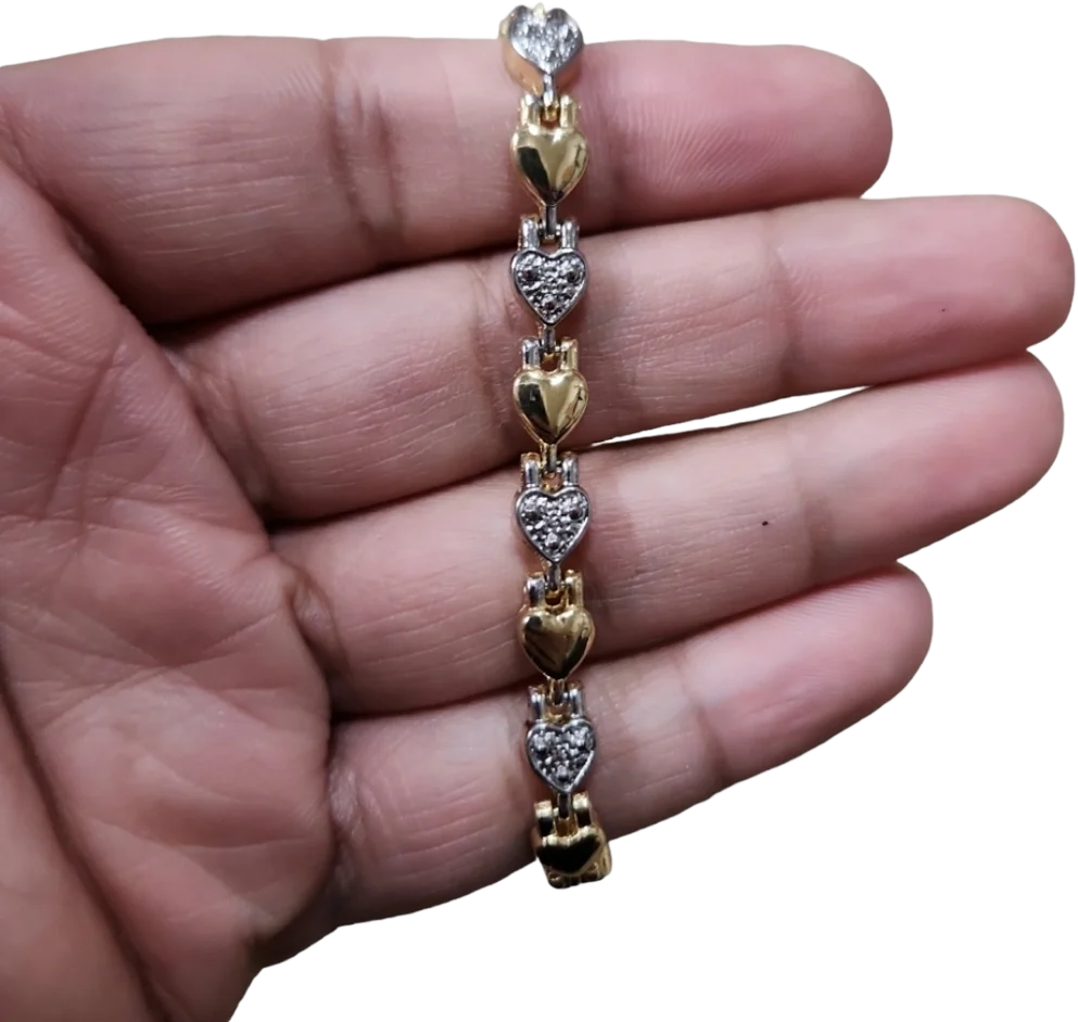 80s Vintage Gold Toned Bling Heart Bracelet