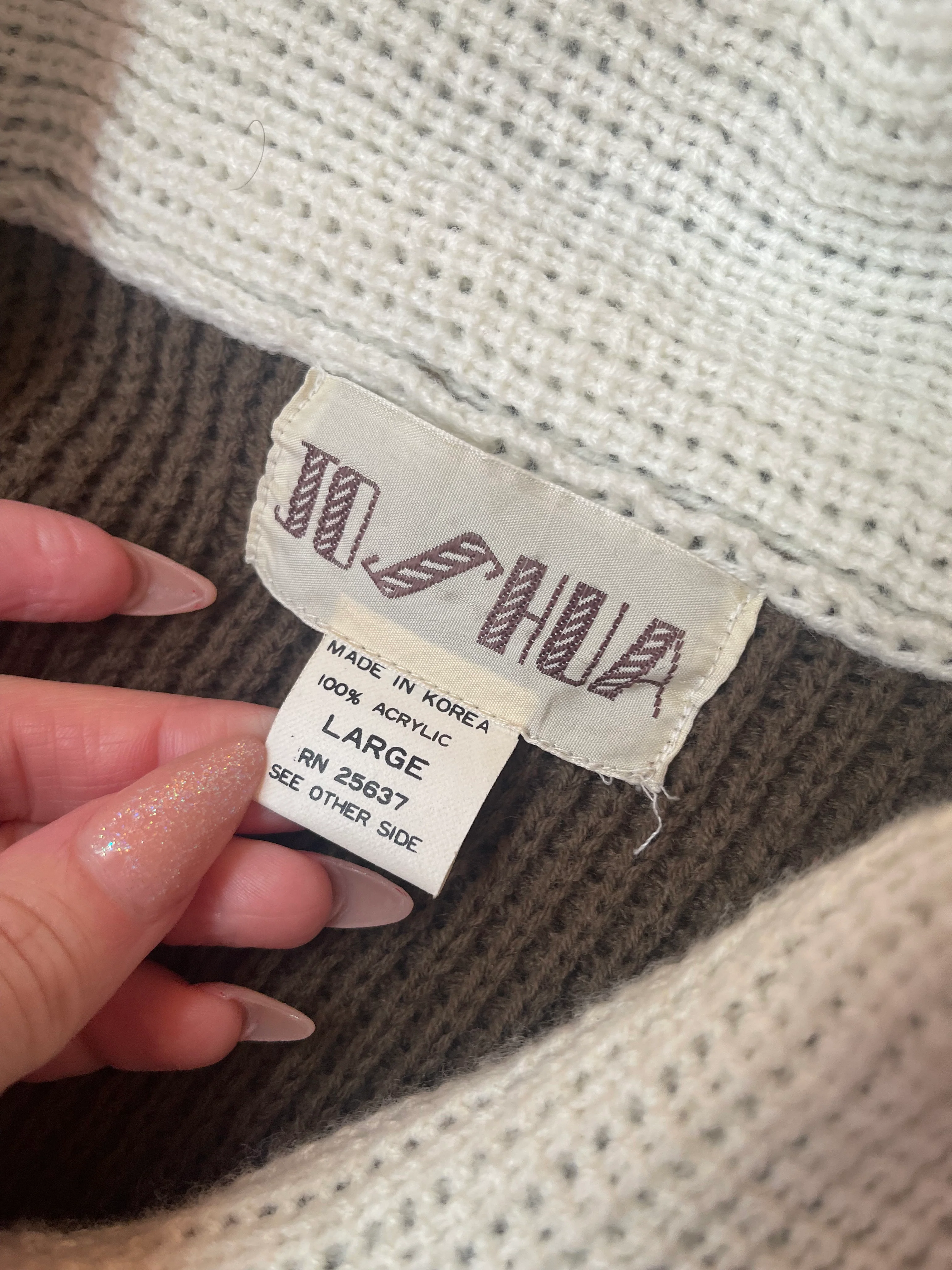 80s Vintage Heavy Knit Acrylic Collared Sweater By Joshua - Image 11