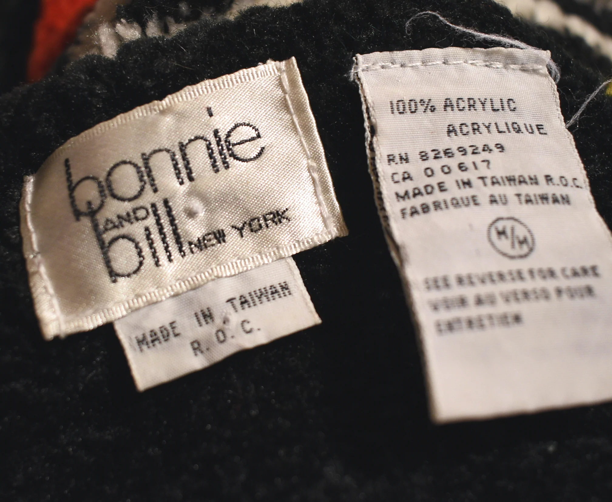 80s Vintage New Wave Puff Sleeve Chenille Sweater By Bonnie & Bill - Image 7