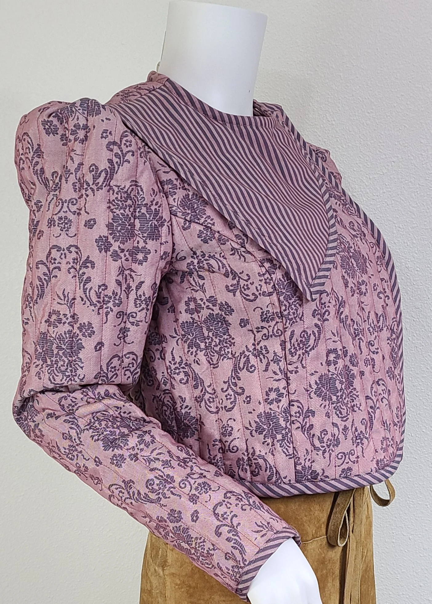 80s Vintage Quilted Cropped Jacket By Gunne Sax by Jessica Mcclintock - Image 6