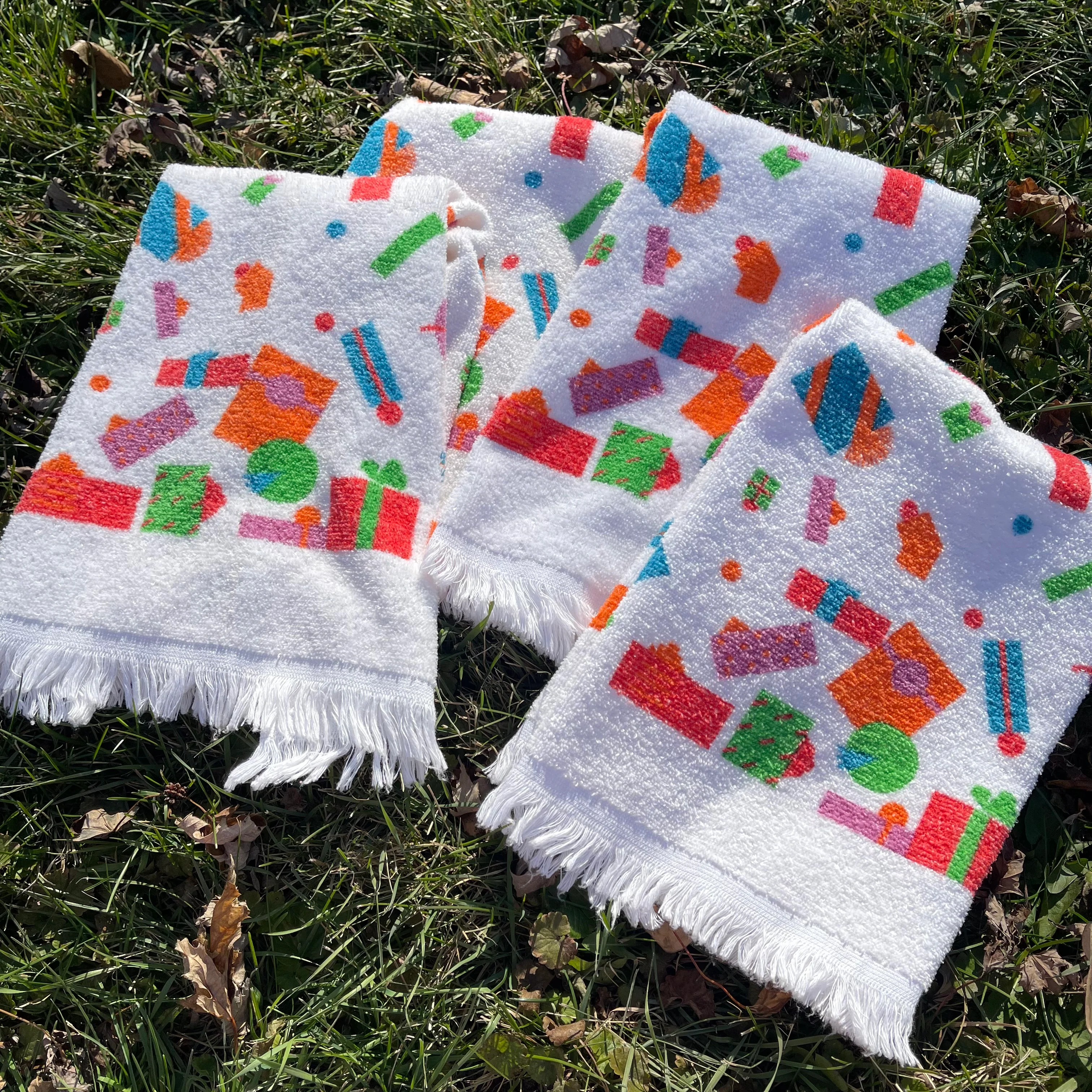 80s Vintage Set Of Four Gift Hand Towels - Image 8