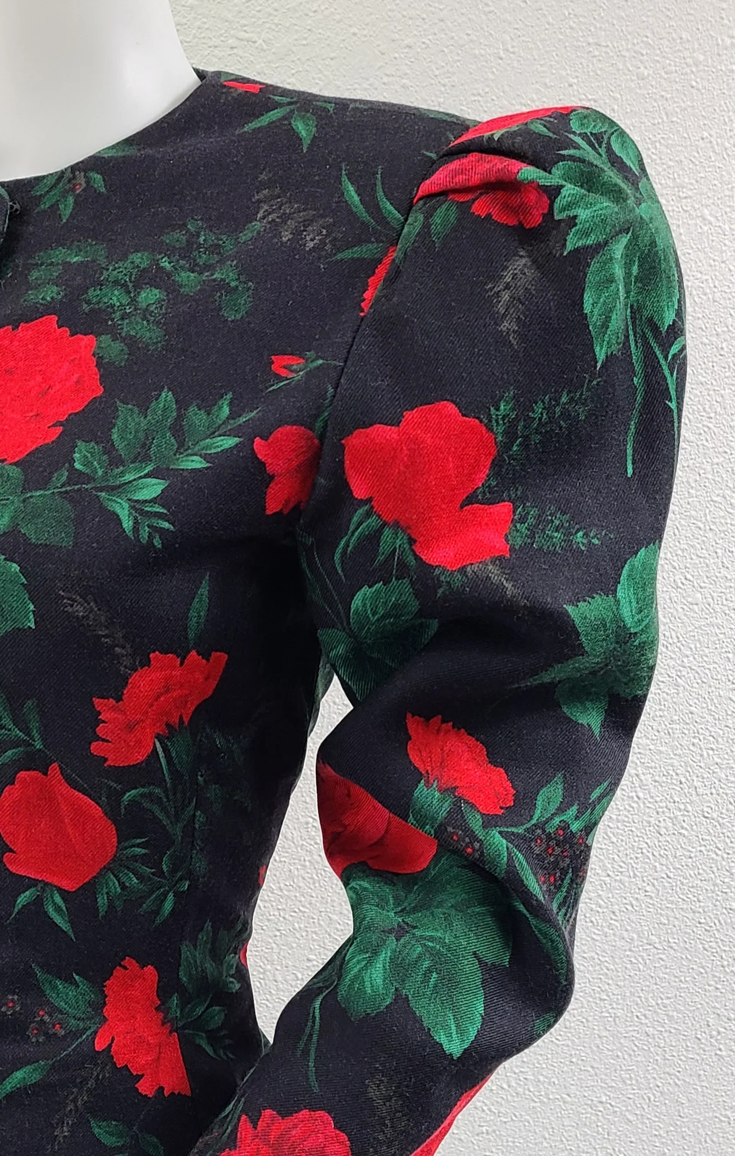 80s Vintage Silk Wool Rose Print Skirt Suit Set By Albert Nipon - Image 7