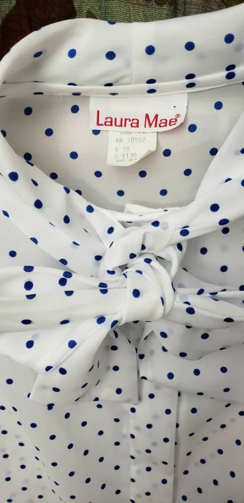 80s White and Blue Polka Dot Pussy-Bow Blouse by Laura Mae by Laura Mae - Image 10