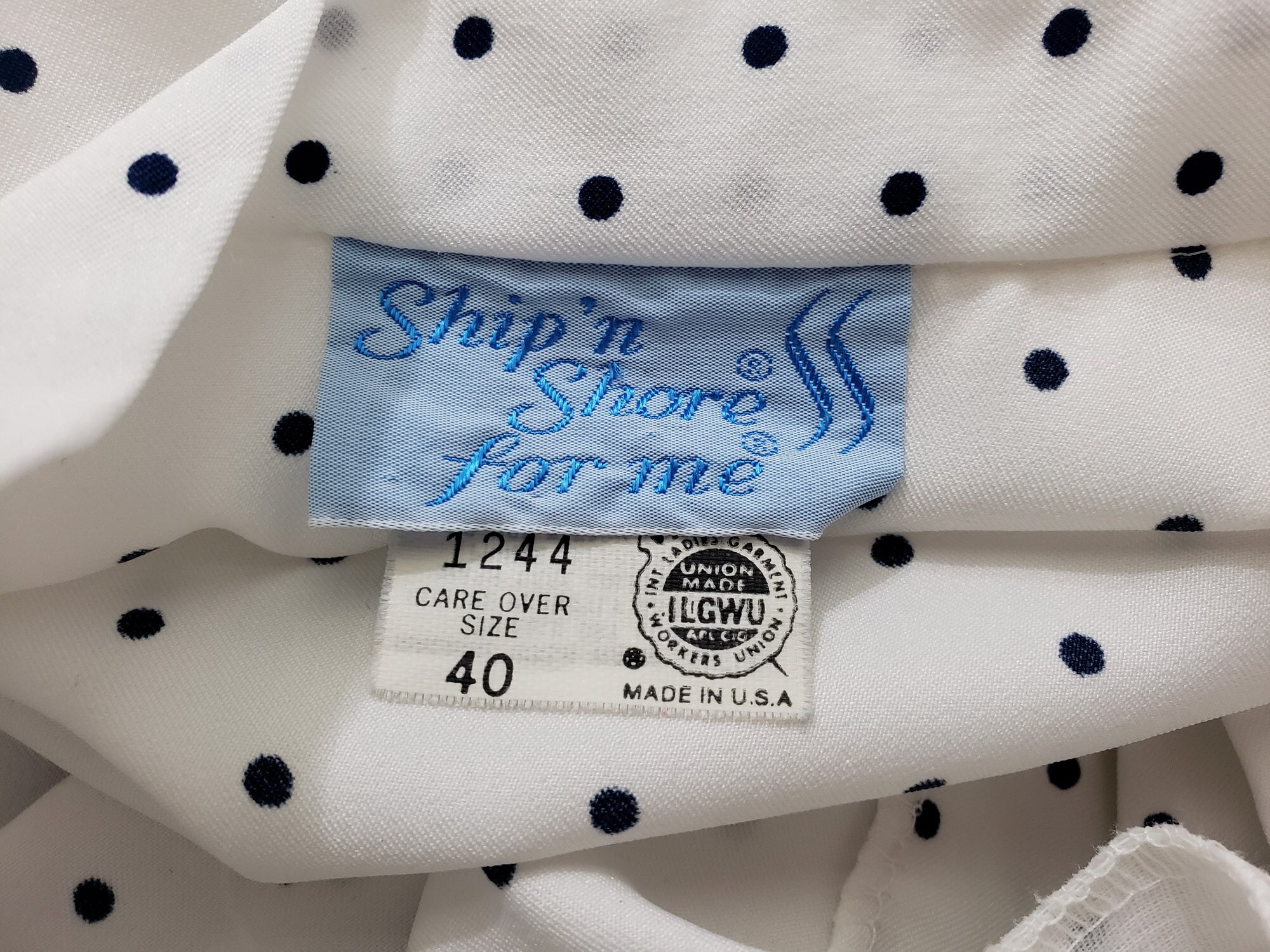 80s White Blue Polka Dots Tie Neck Blouse By Ship 'n Shore - Image 6