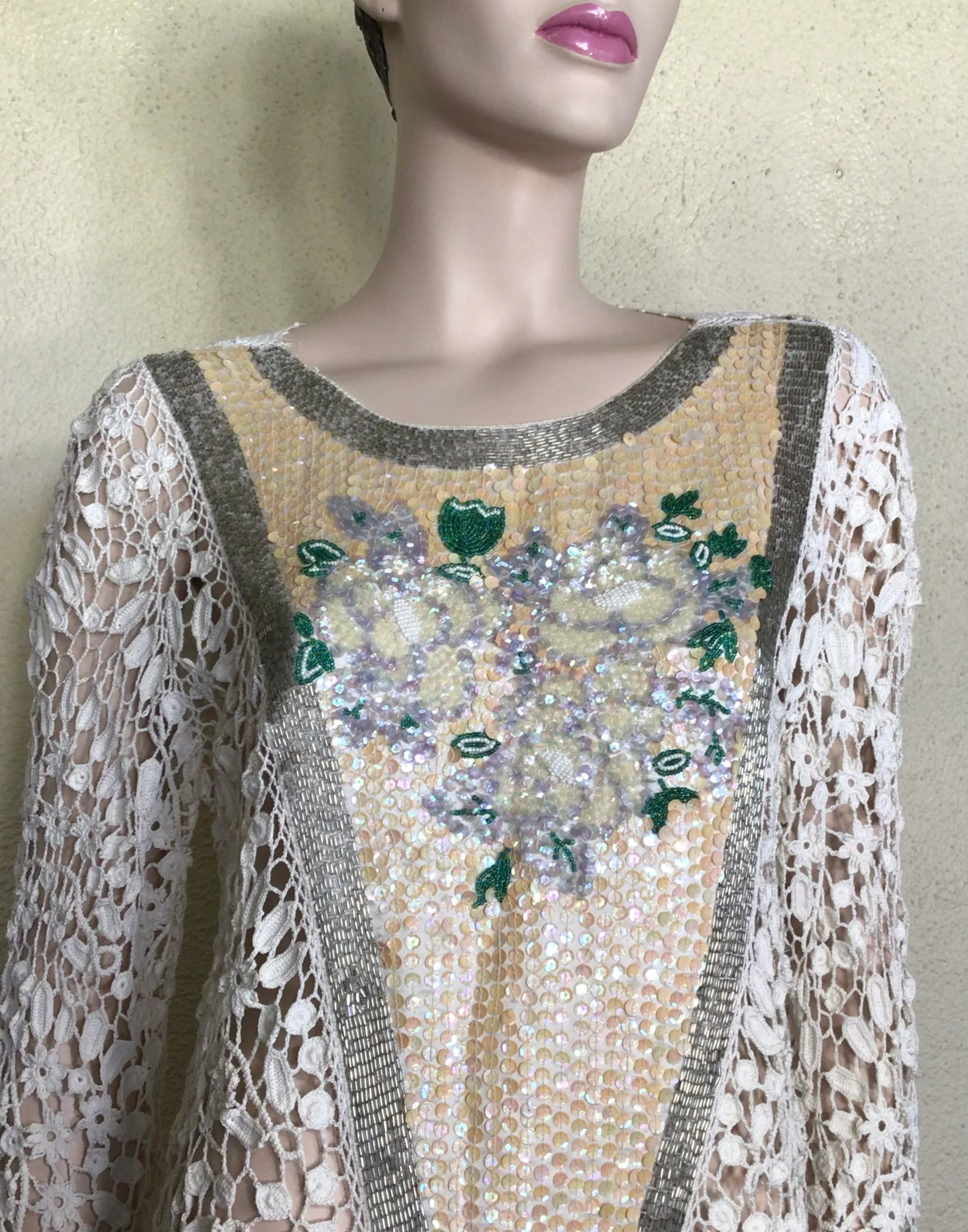 80s White Crochet Multicolor Floral Bead Sequin Blouse - Image 3