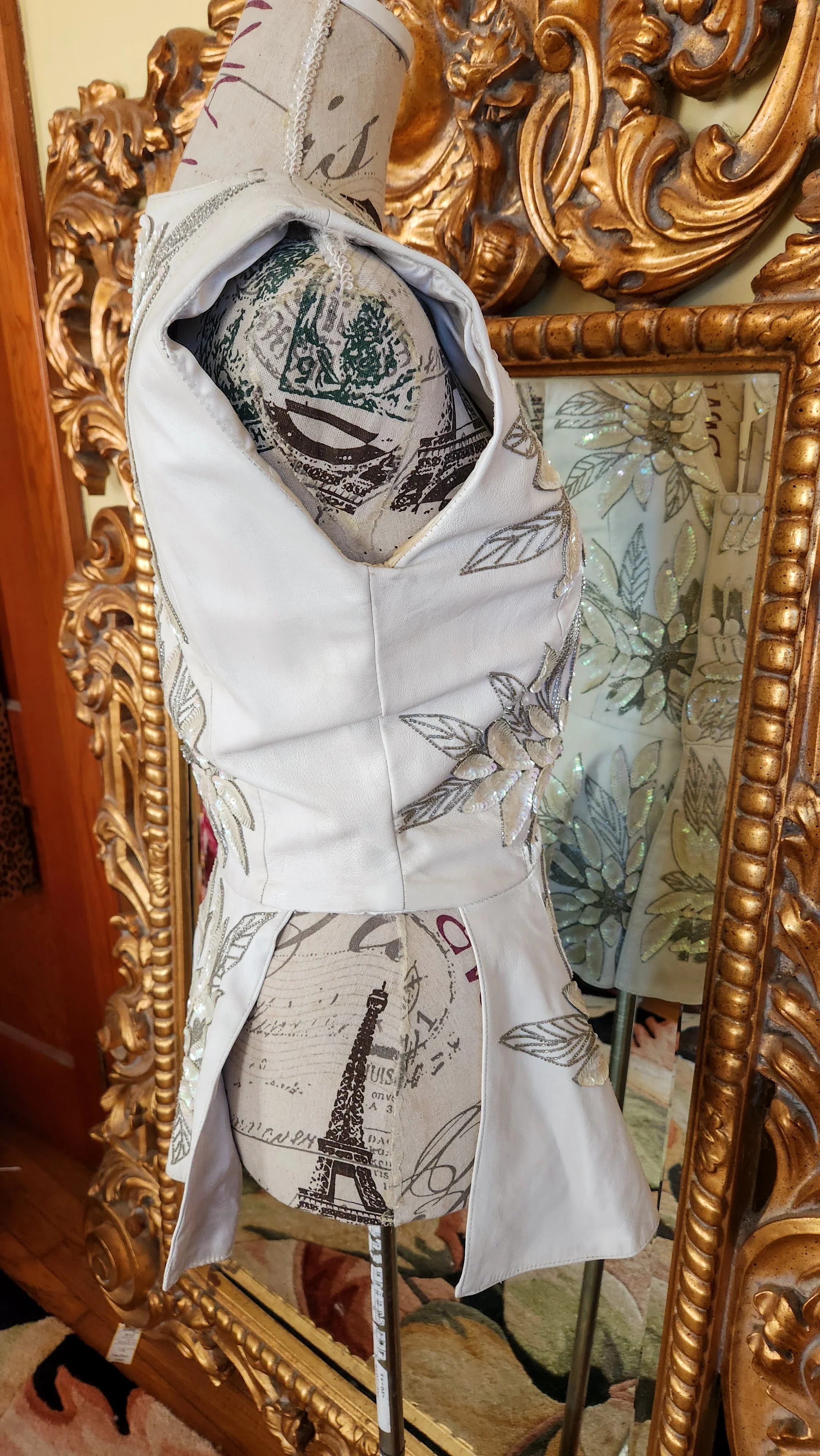 80s White Leather Sequin Beaded Sleeveless Peplum Top - Image 3