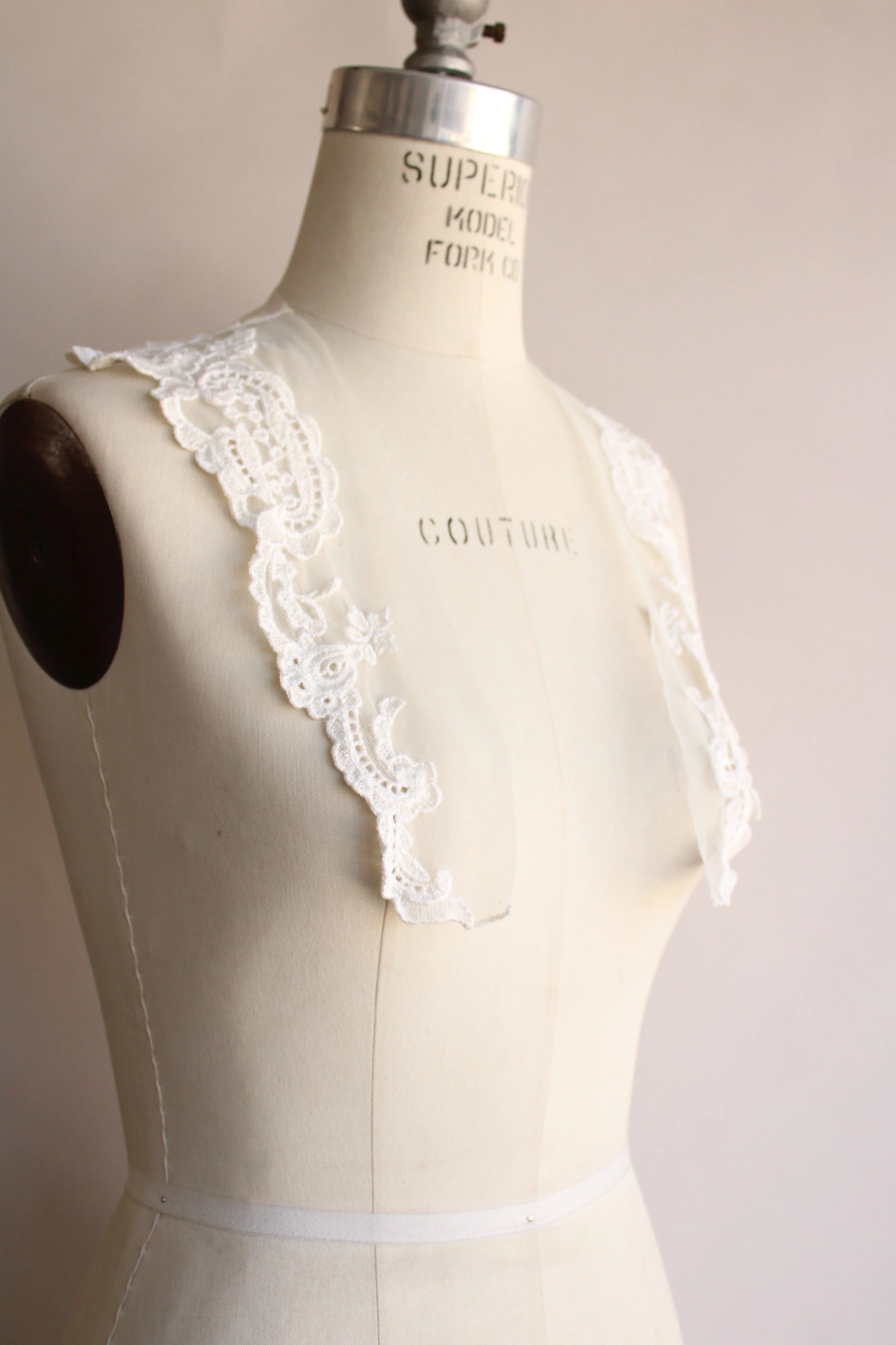 80s Winter White Lace Dress Collar - Image 7