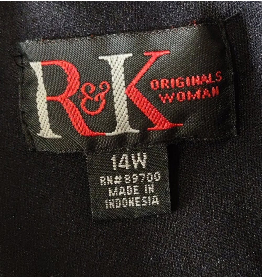 80's Soft Sequin Medallion Print Top by R&K Original Woman - Image 5