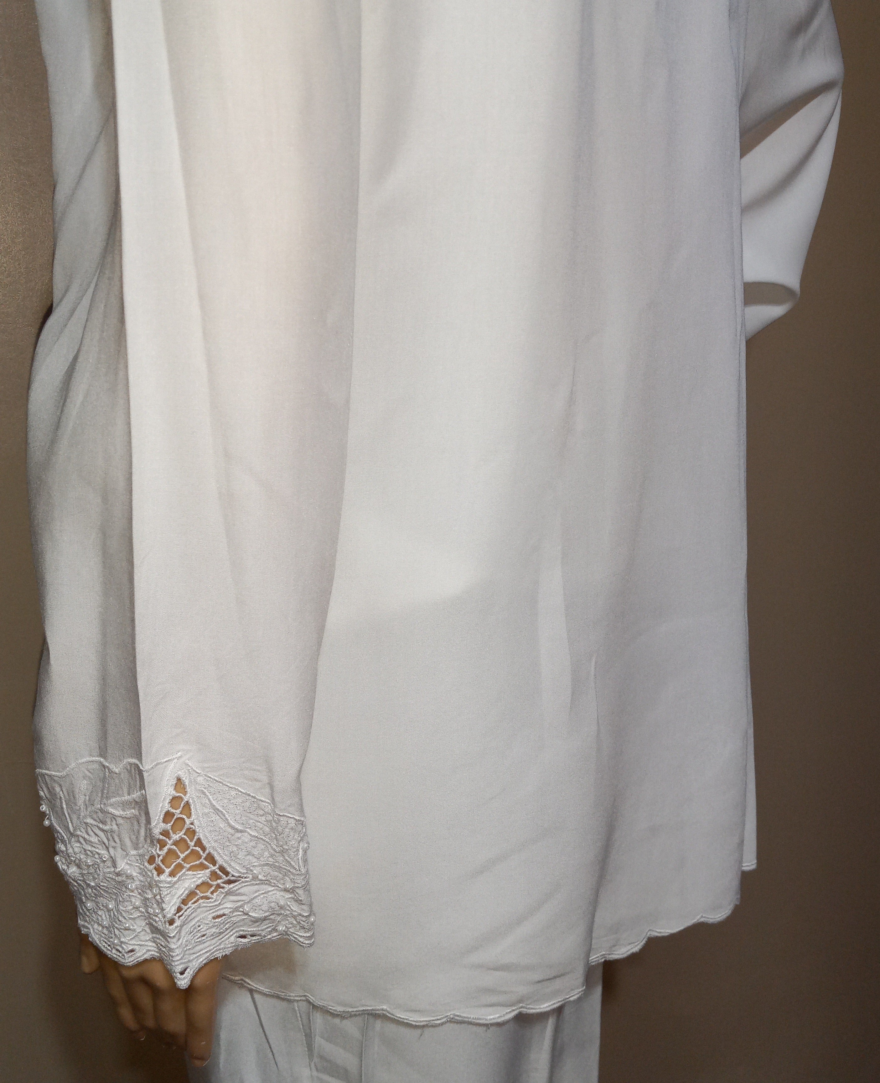 90’s White Rayon Lace and Beads 3 Piece Pants Suit by Marcia & Me & Co - Image 4