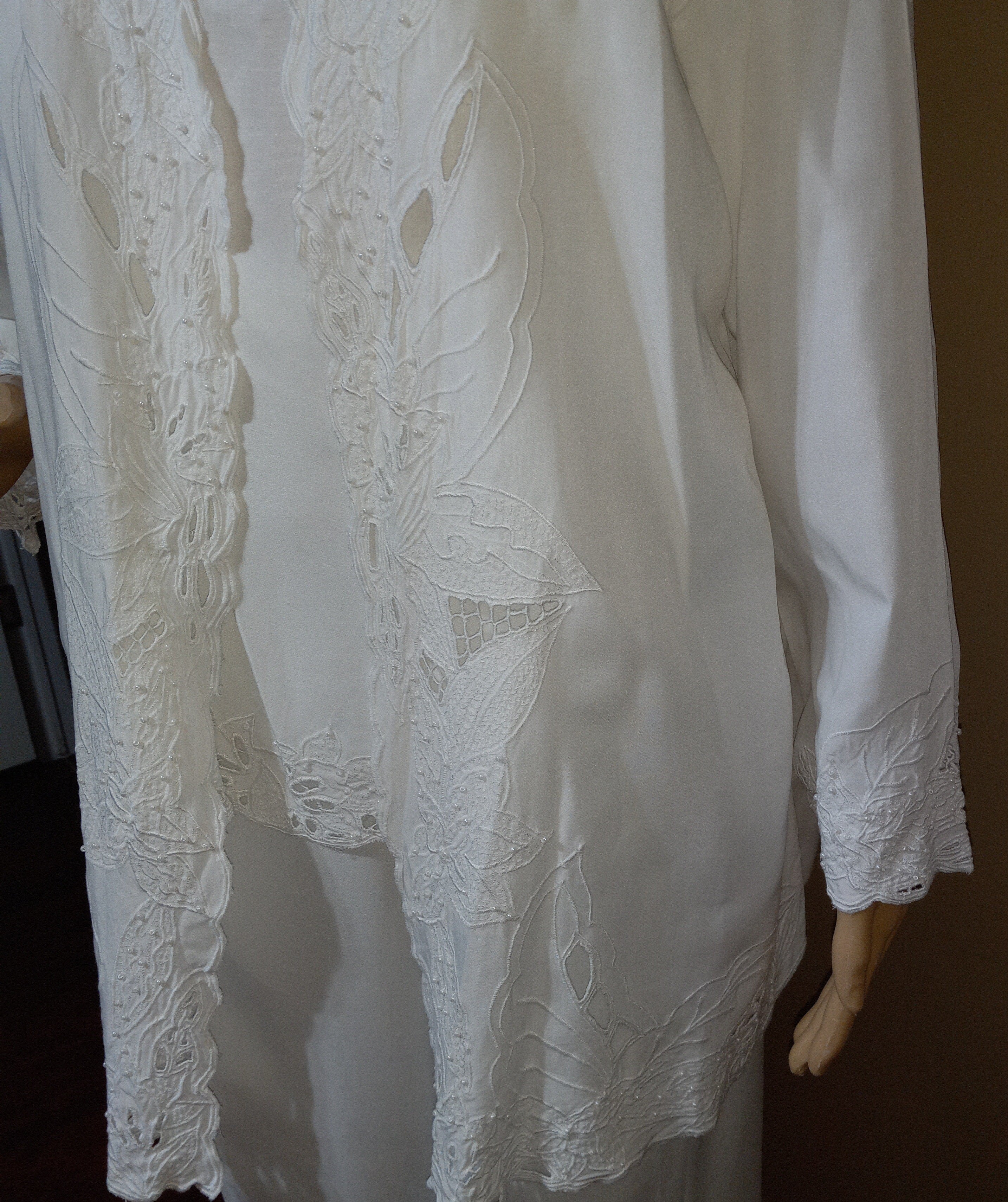 90’s White Rayon Lace and Beads 3 Piece Pants Suit by Marcia & Me & Co - Image 6