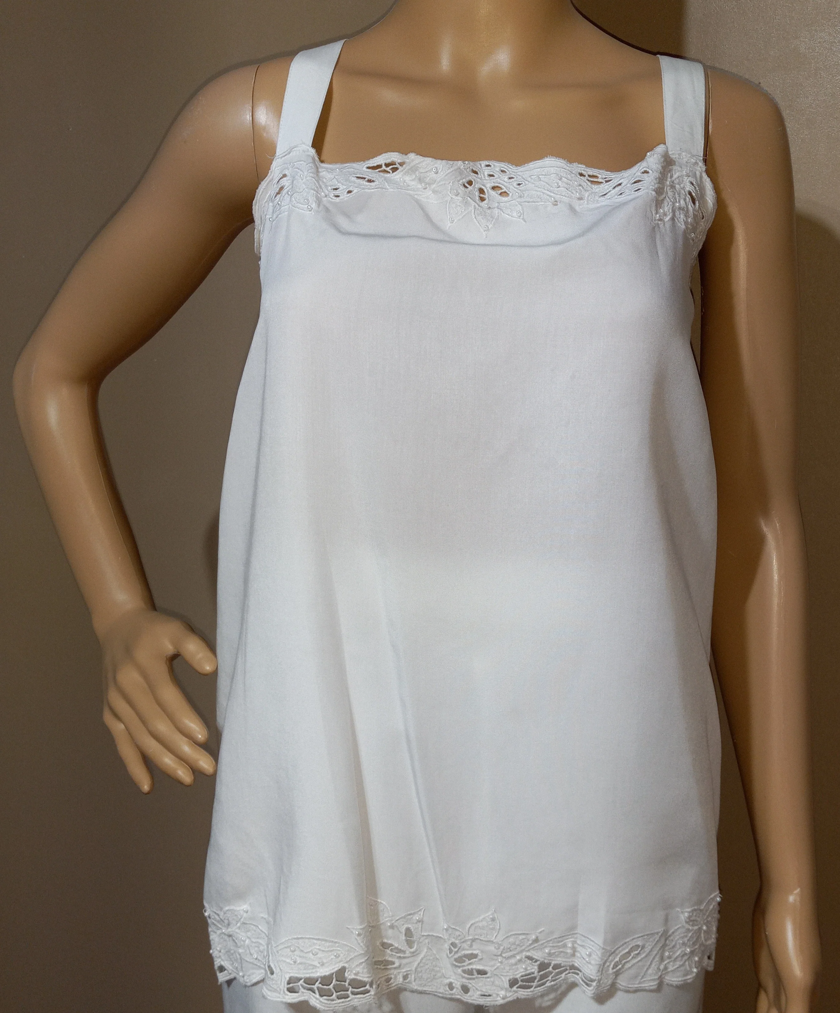 90’s White Rayon Lace and Beads 3 Piece Pants Suit by Marcia & Me & Co - Image 8