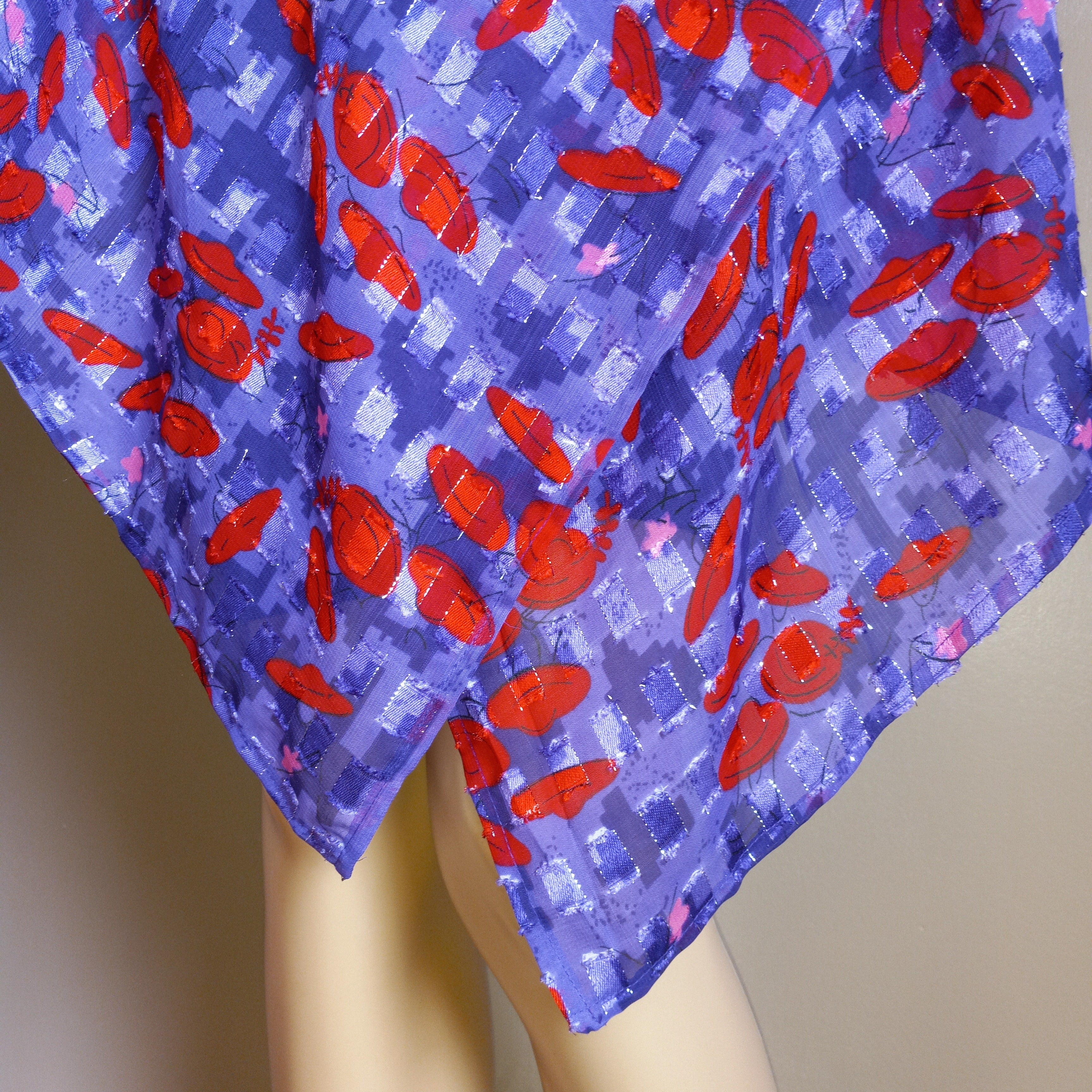 90’s Wrap with Sleeves "Red Hat" Purple Background - Image 4