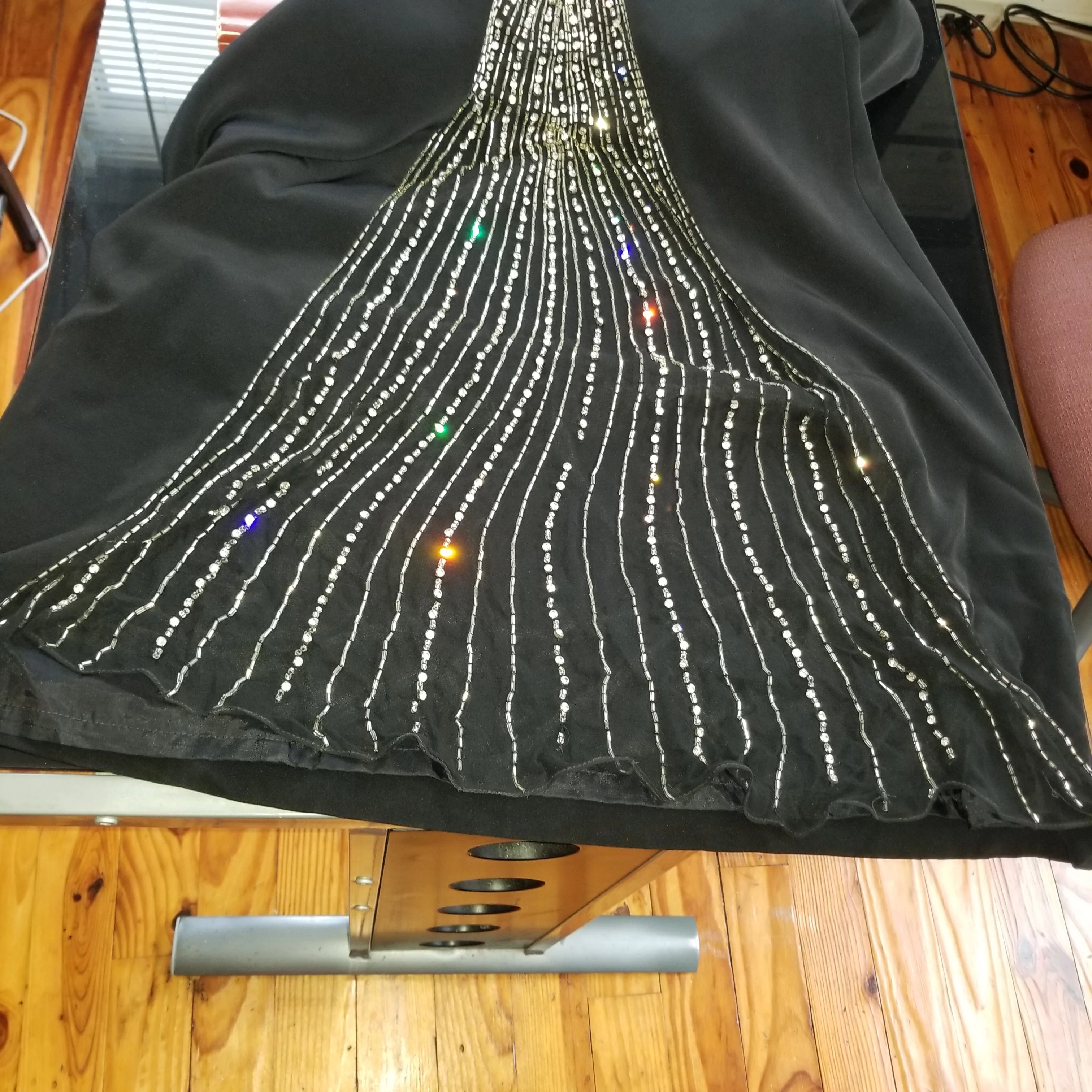 90s/00s 8 (fit 4) Gala Mon Cheri Black Crystal Beaded Gown By Le Gala by Mon Cheri - Image 6