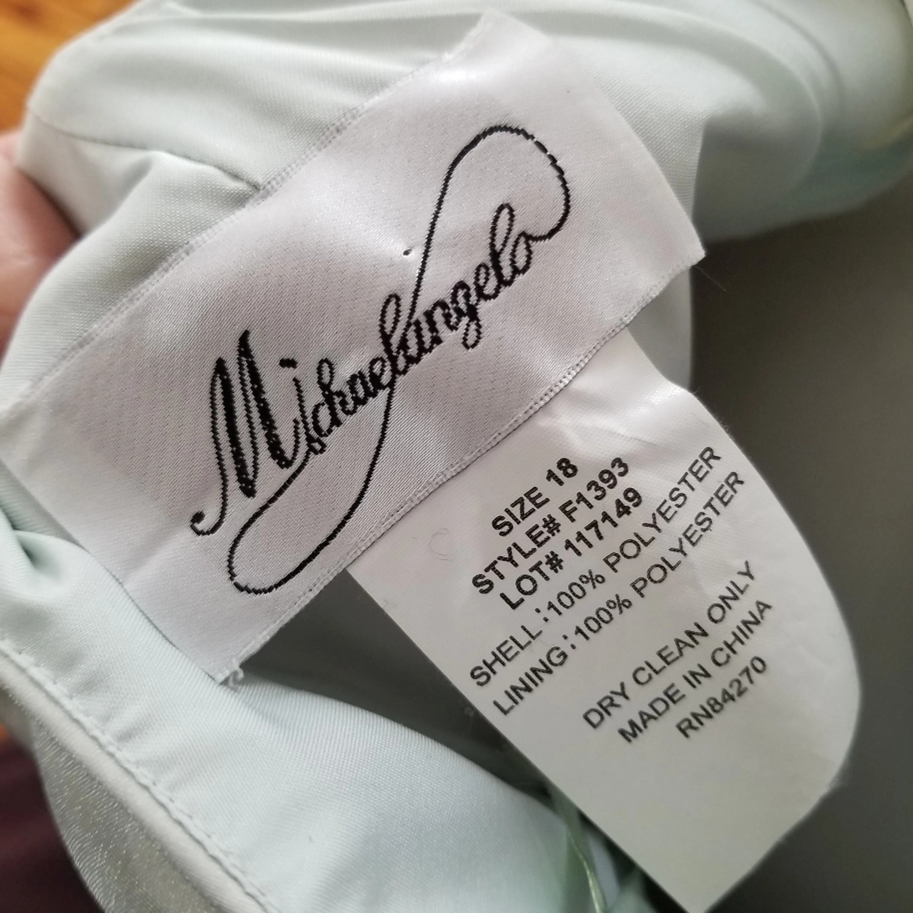 90s/00s Baby Green Popover Gown W Sequin/bead/crystals By Michelangelo - Image 5