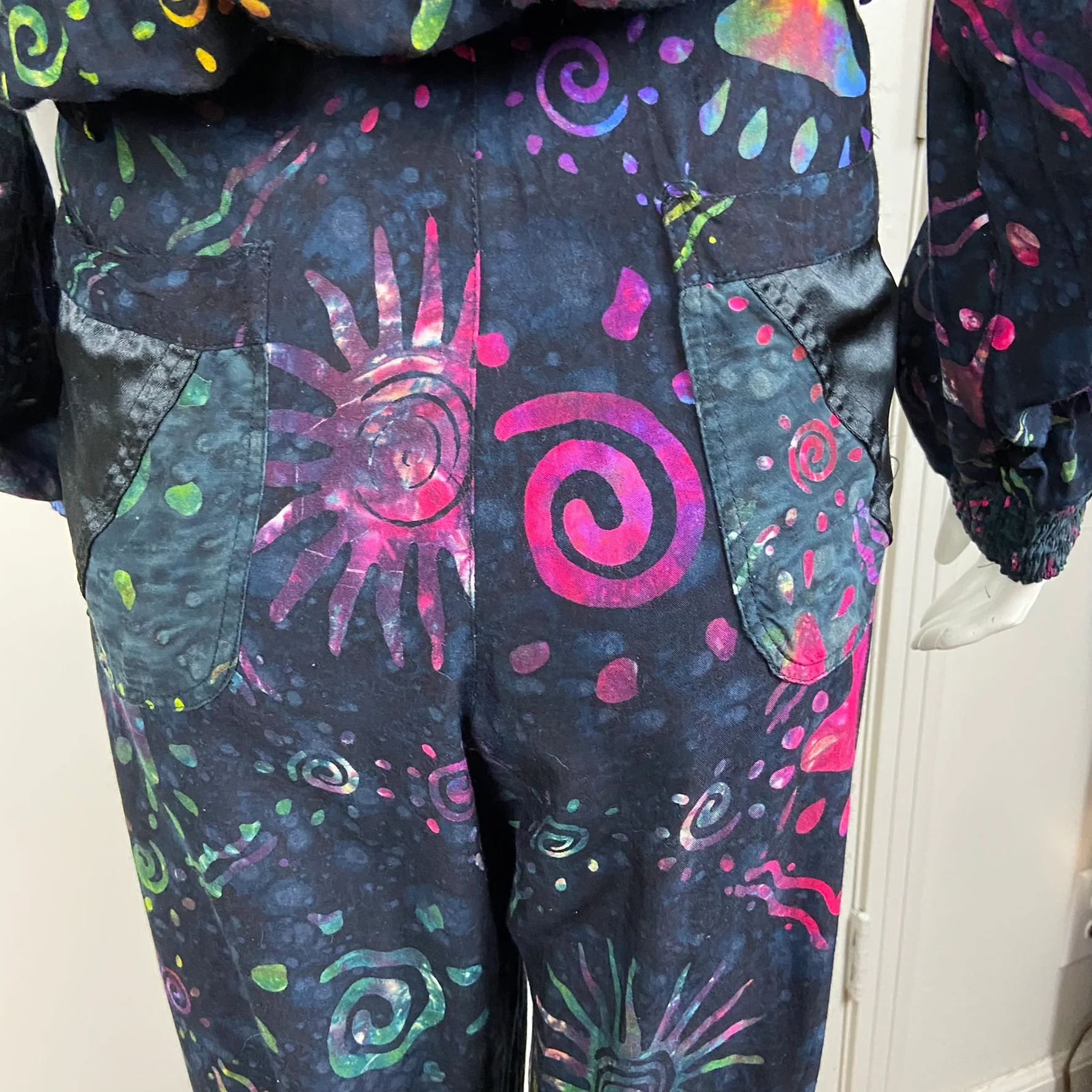 90s/00s Batik Jumpsuit Celestial Sun Hooded Zip Jumpsuit By Lotus Traders - Image 6