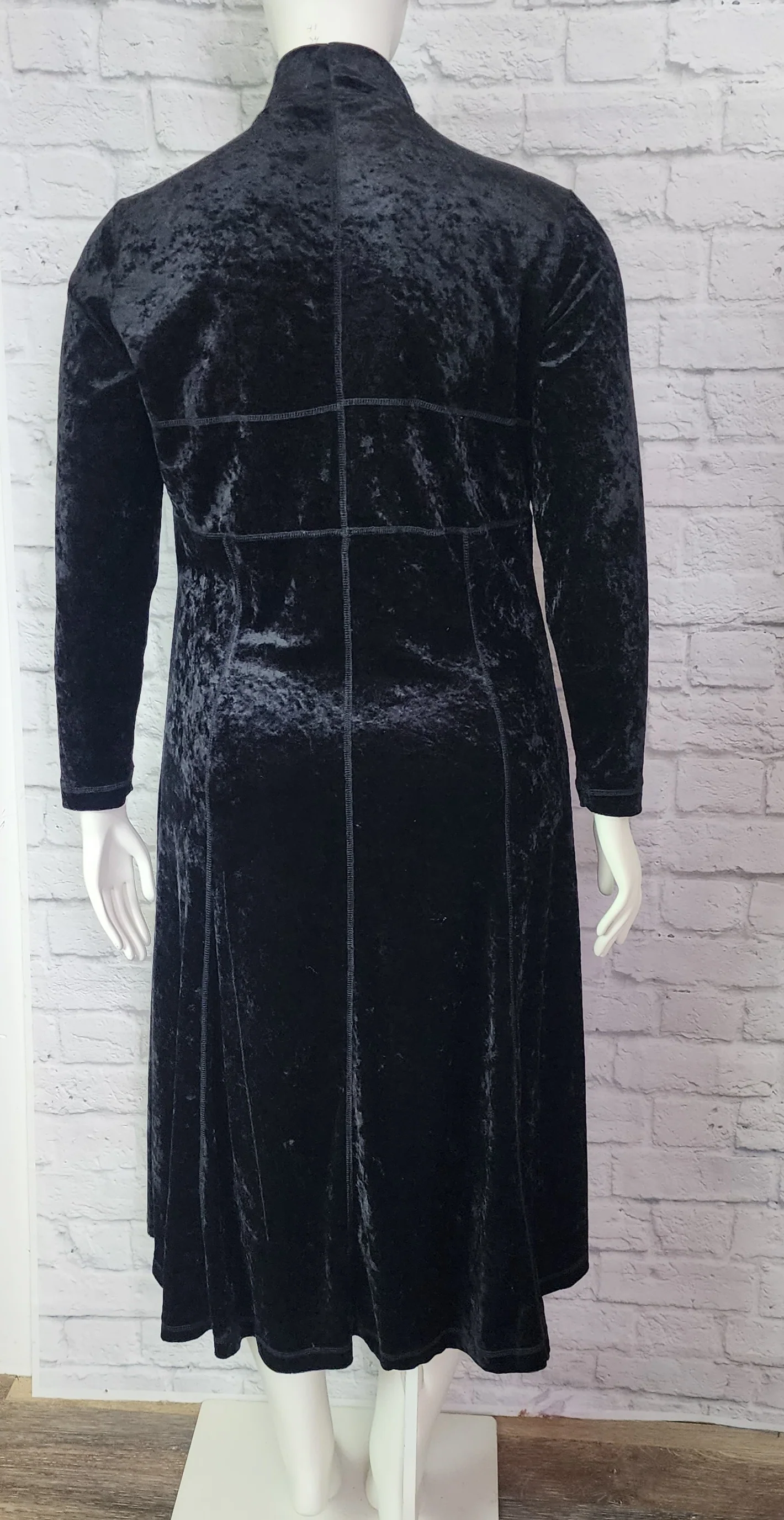 90s/00s Black Crushed Stretch Velvet Midi Dress By Styleworks - Image 4